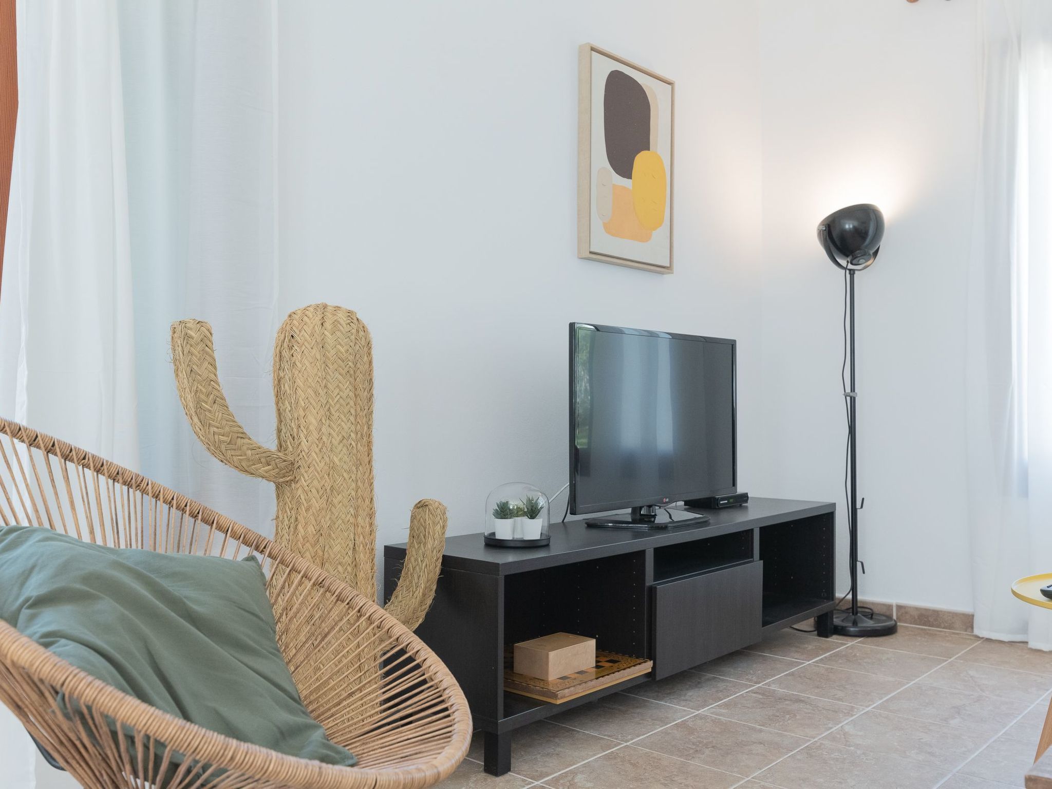 Dora-Image-tags.info