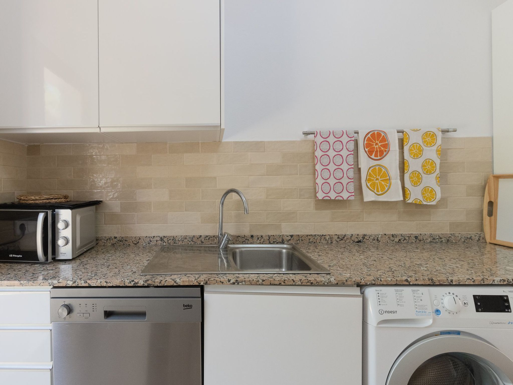 Dora-Image-tags.info