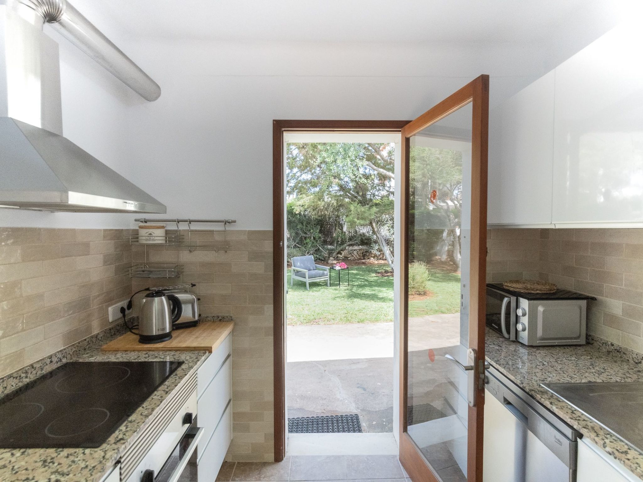 Dora-Image-tags.info