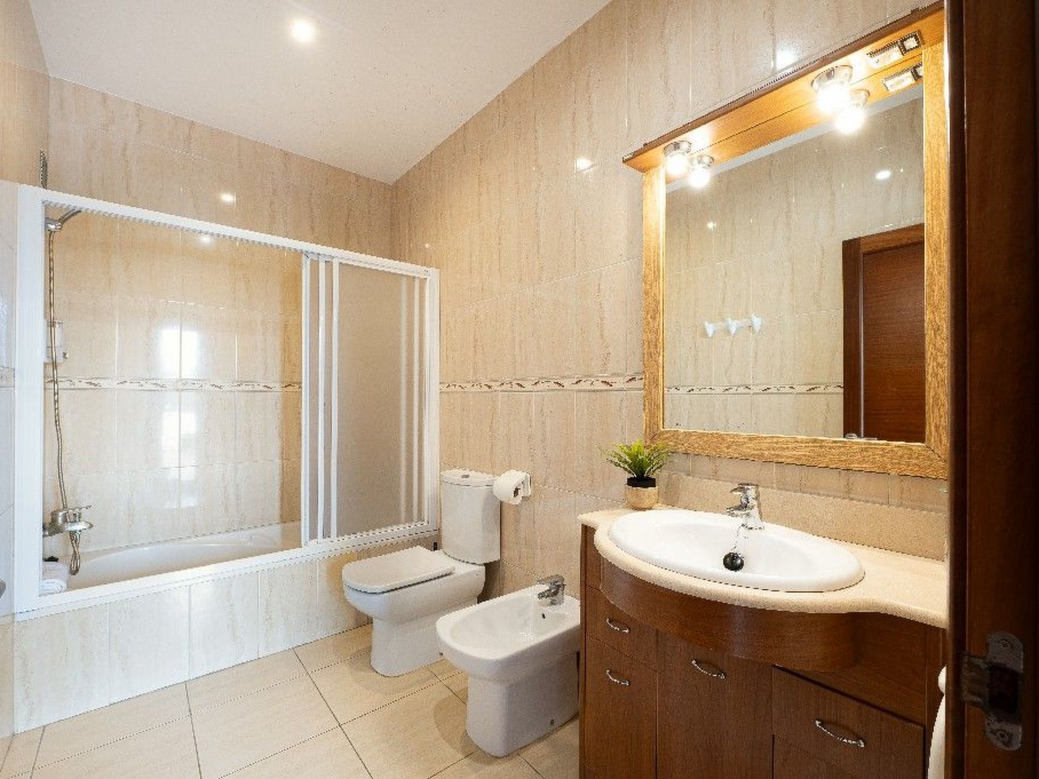 Baltasar-Image-tags.info