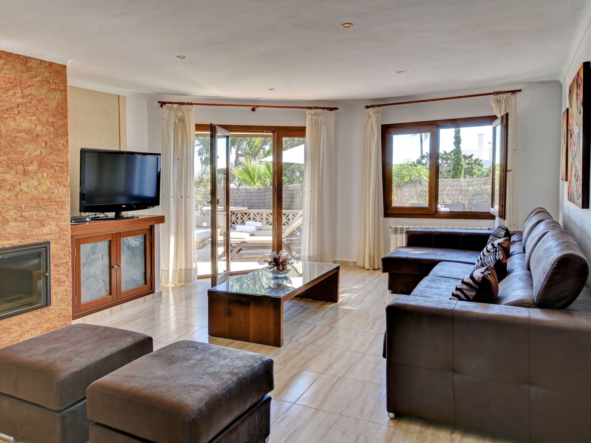 Delfin-Image-tags.info