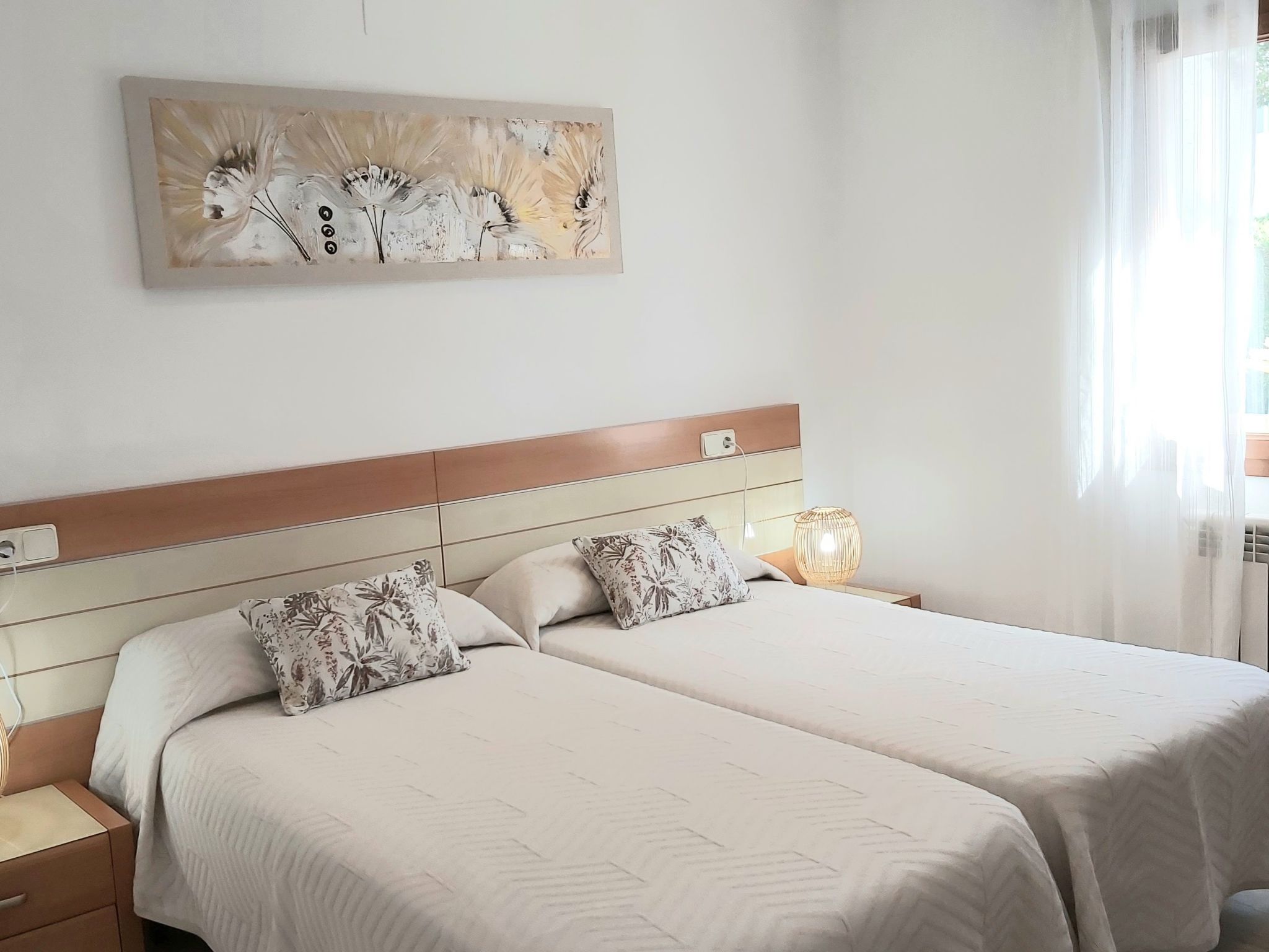 Delfin-Image-tags.info