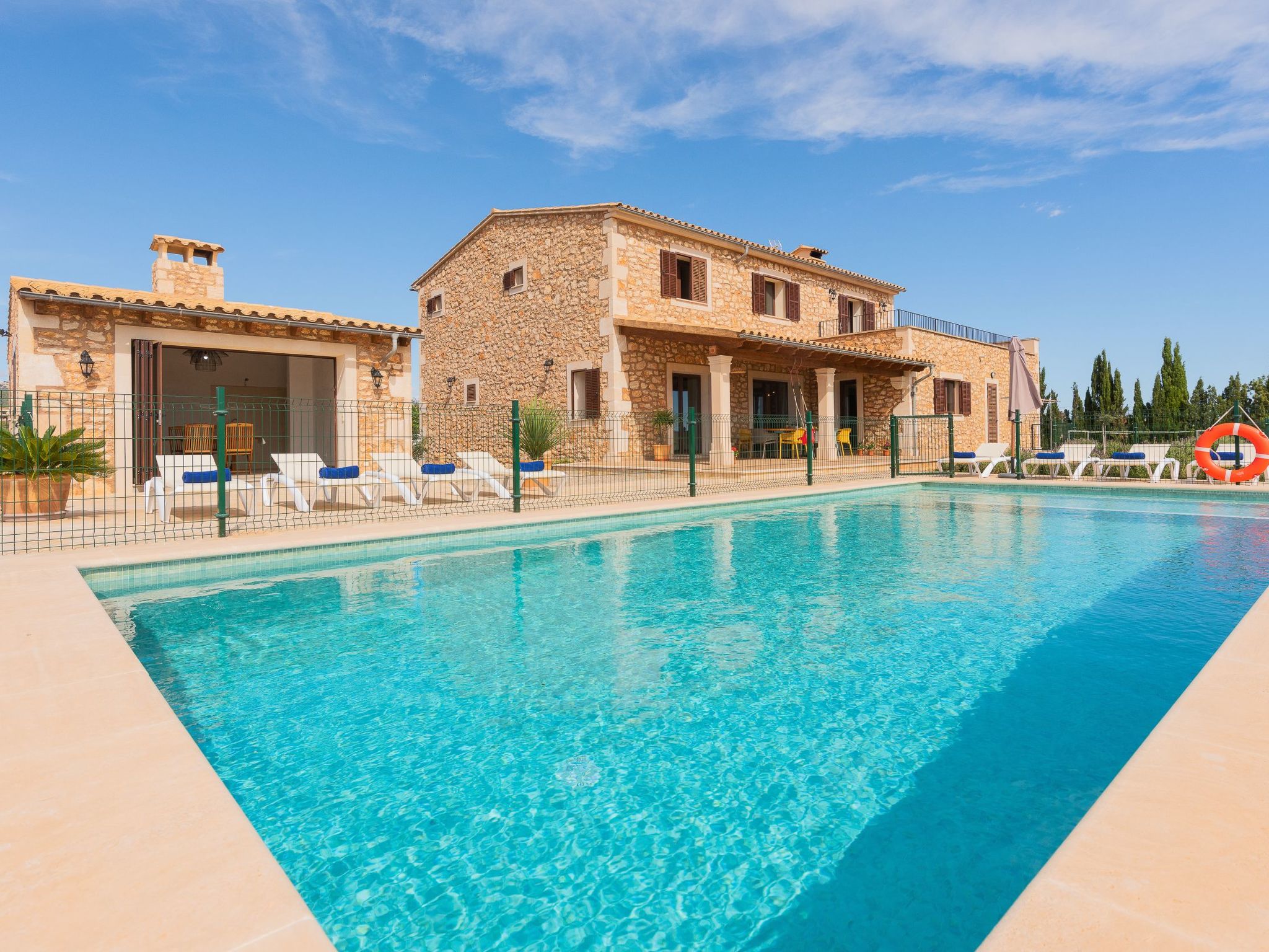 Bassa-Image-tags.info