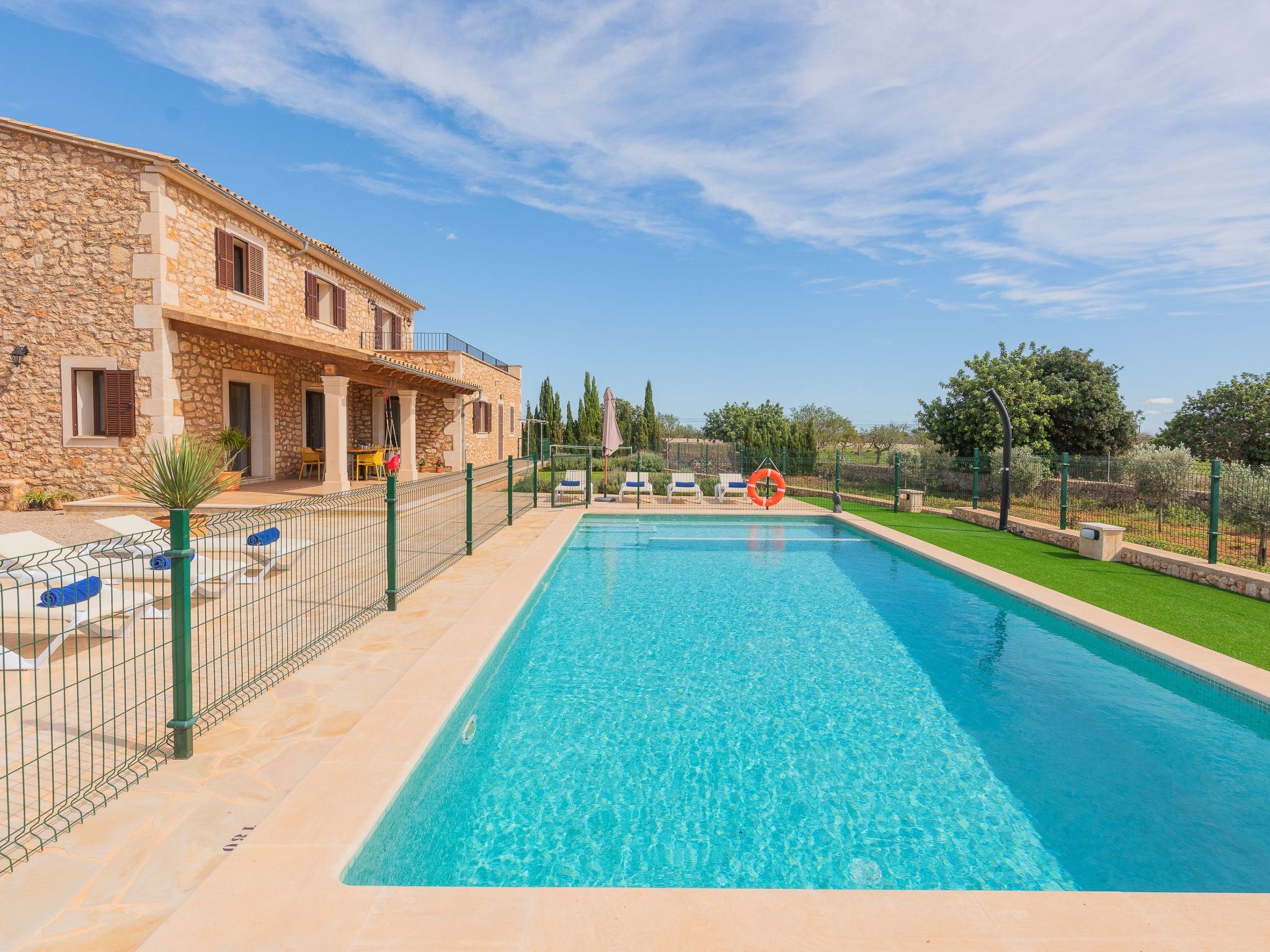 Bassa-Image-tags.info