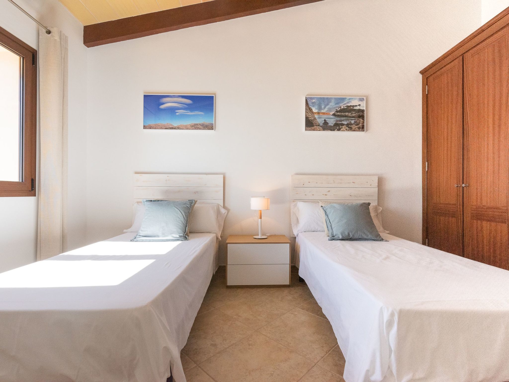 Bassa-Image-tags.info