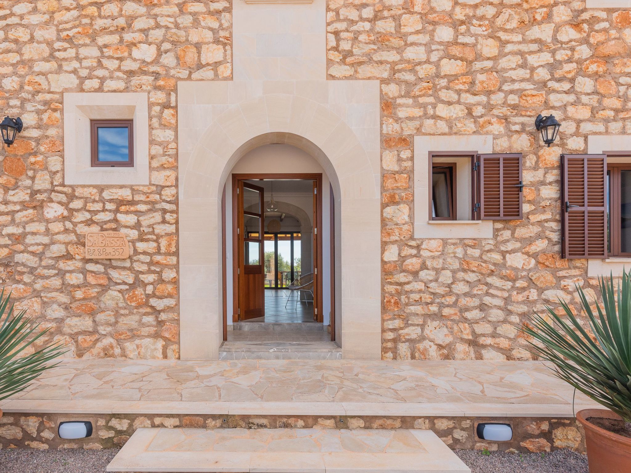 Bassa-Image-tags.info