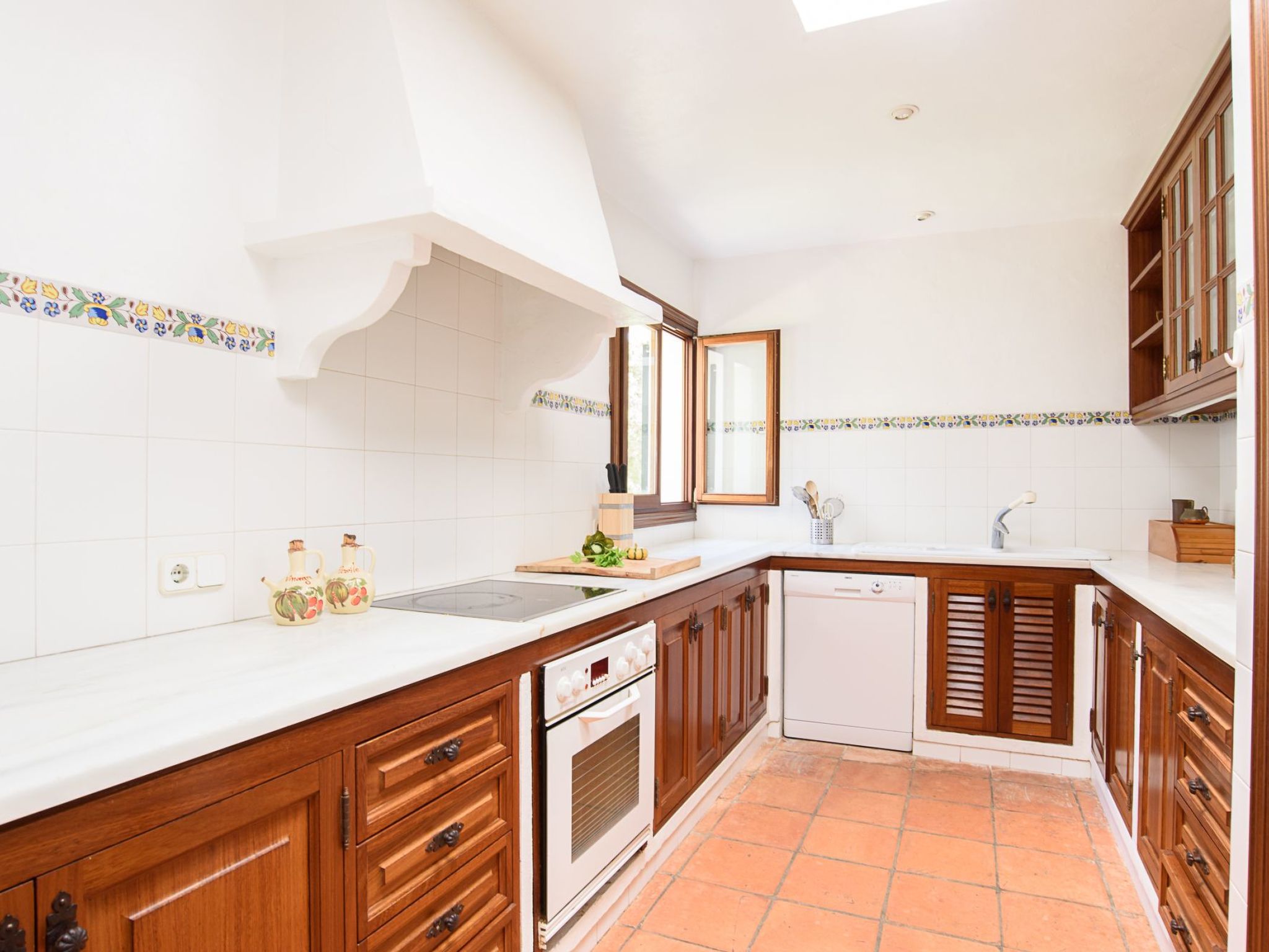 Marcial-Image-tags.info