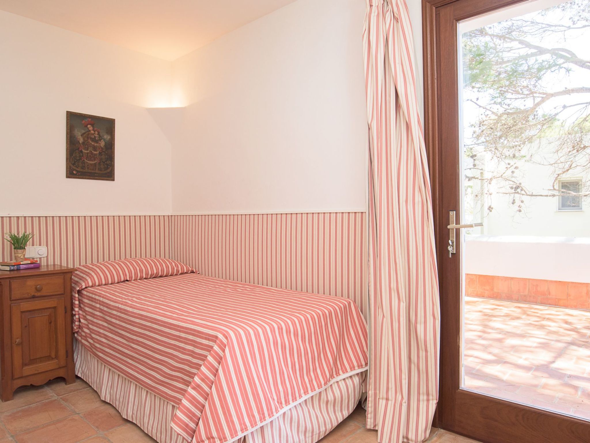 Marcial-Image-tags.info