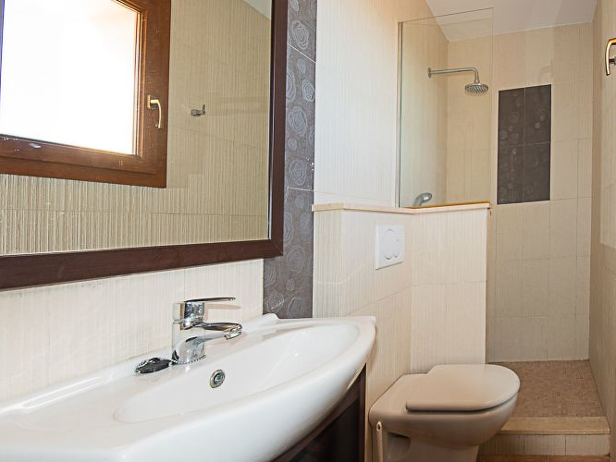 Roca Blanca-Image-tags.info