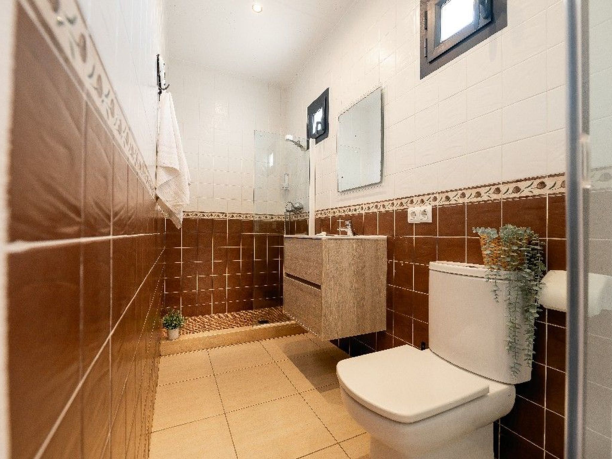 Magdalena-Image-tags.info