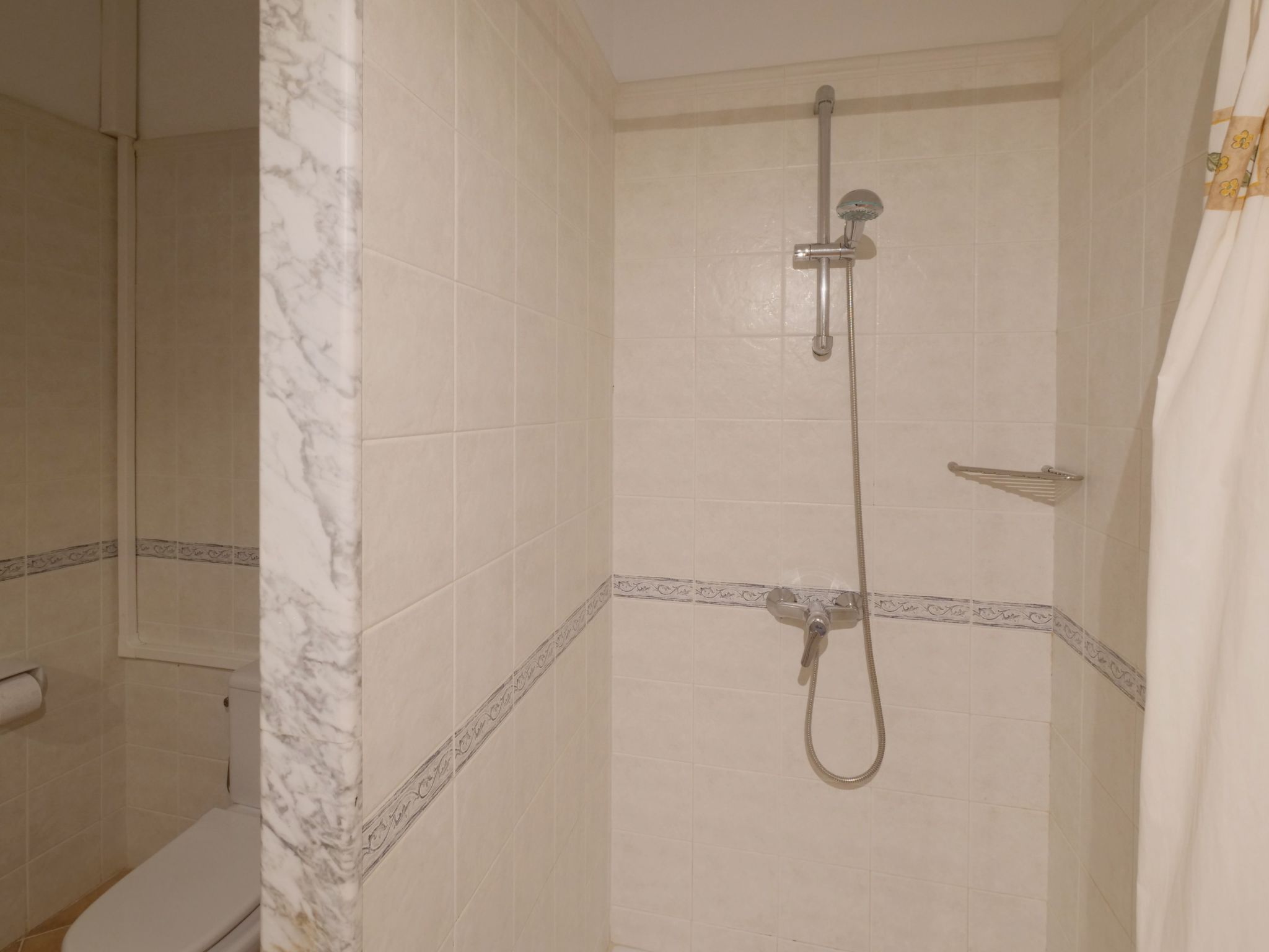 In S'horta mit Großem Pool-Image-tags.info