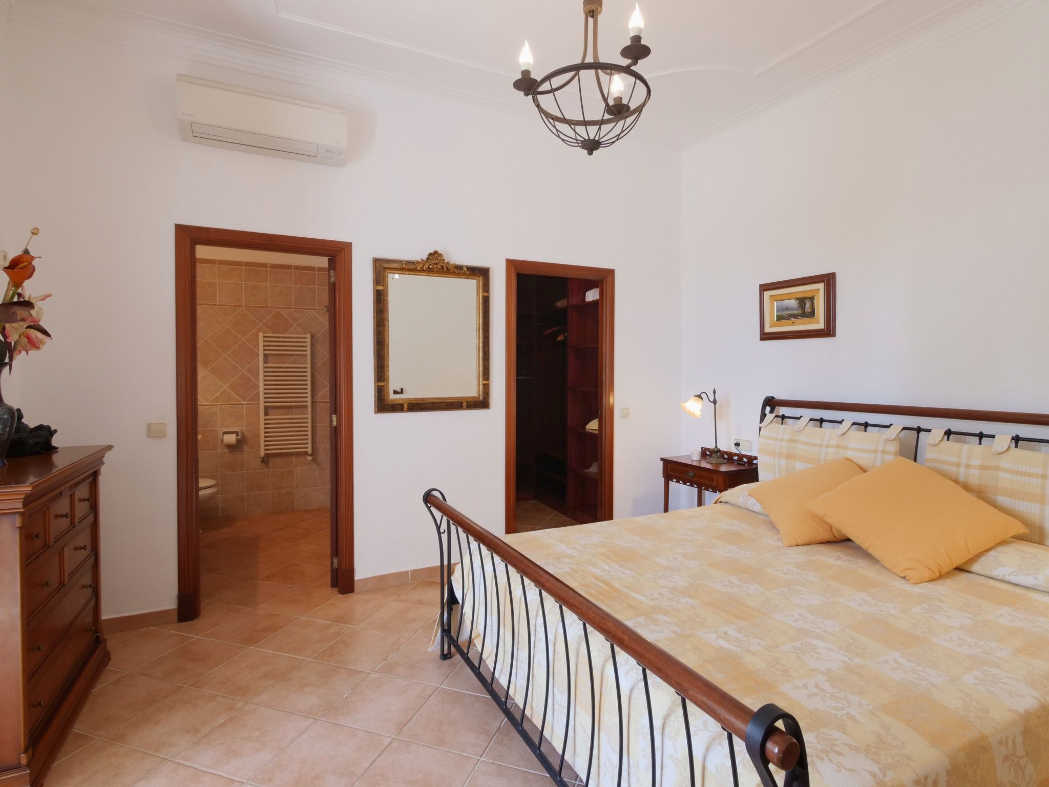 In S'horta mit Großem Pool-Image-tags.info