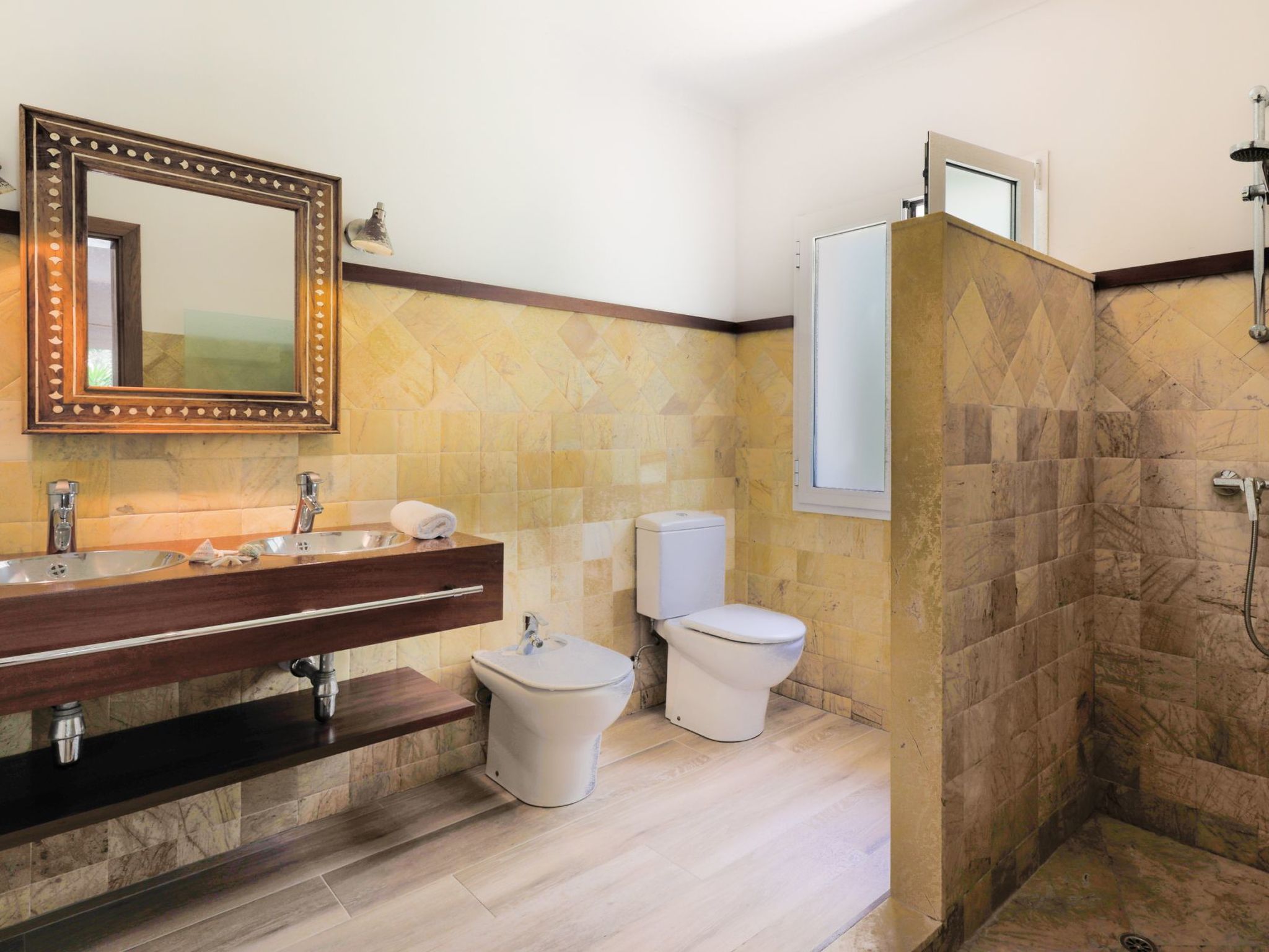 Marques de Comillas-Image-tags.info