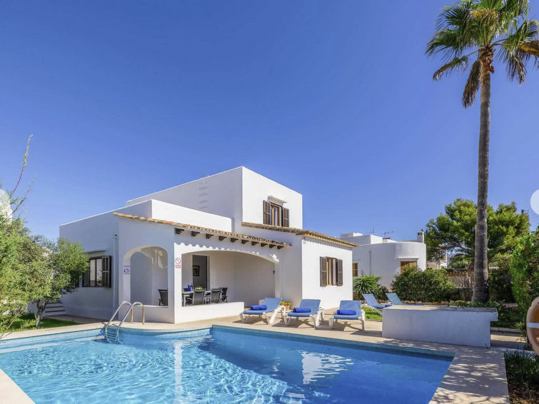 Vakantiehuis Margarita: op 300 m van zee in centrum Cala d'Or in Cala d'Or