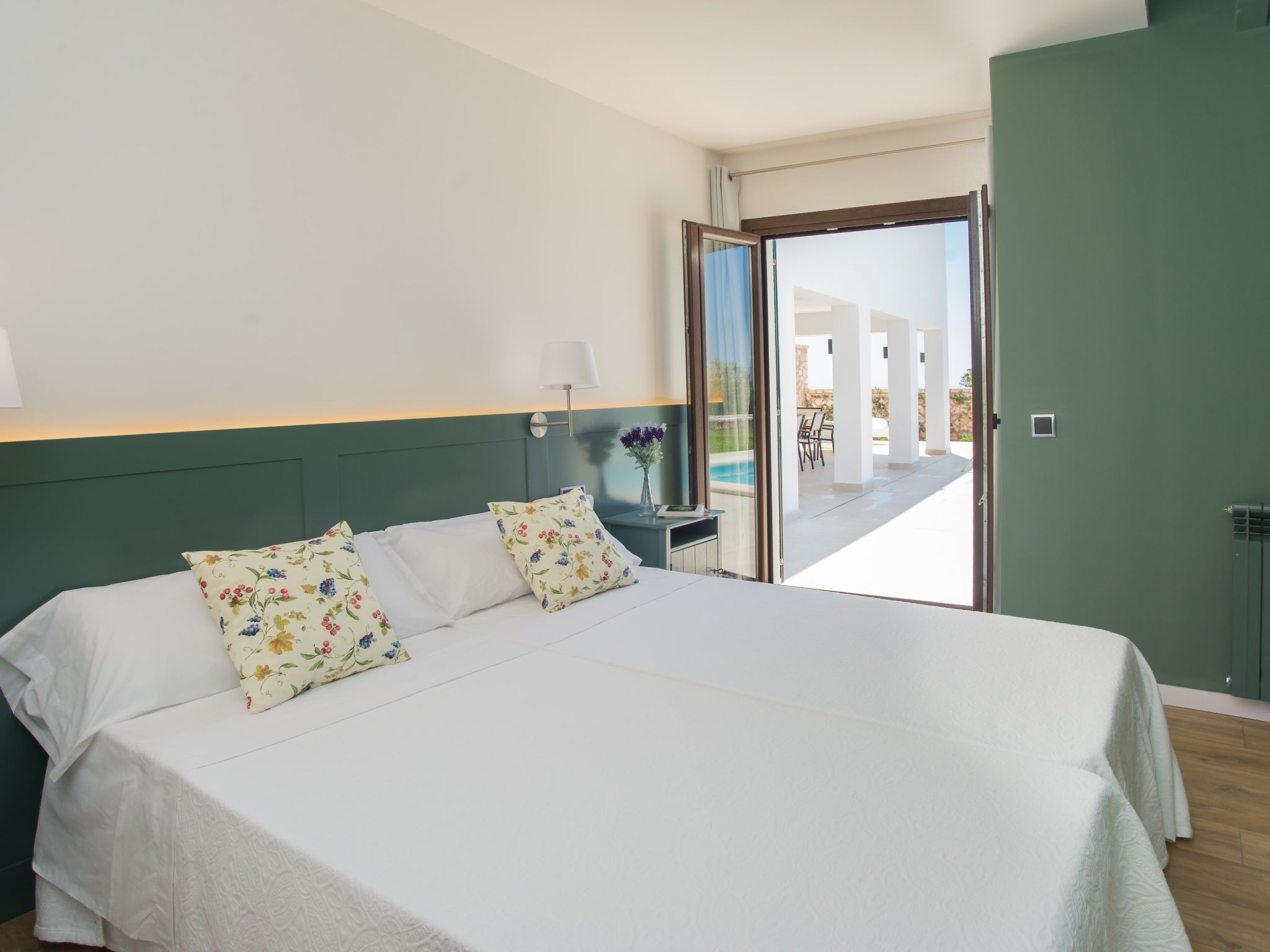 Ferrer de Shorta-Image-tags.info