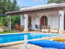 Vrijstaande villa met privézwembad op 500m van zee in Cala d'Or - thumbnail 5