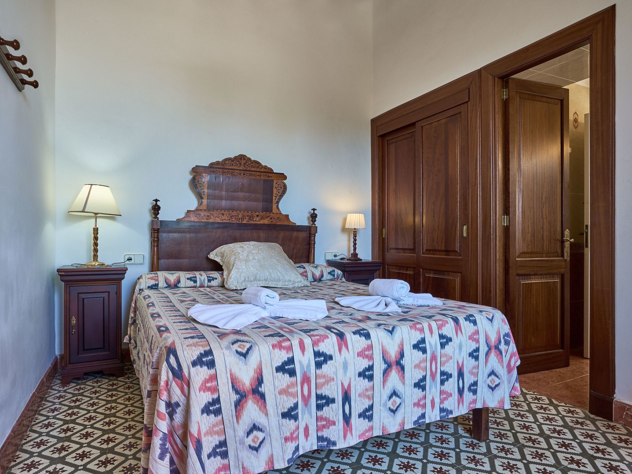 Tanca-Image-tags.info