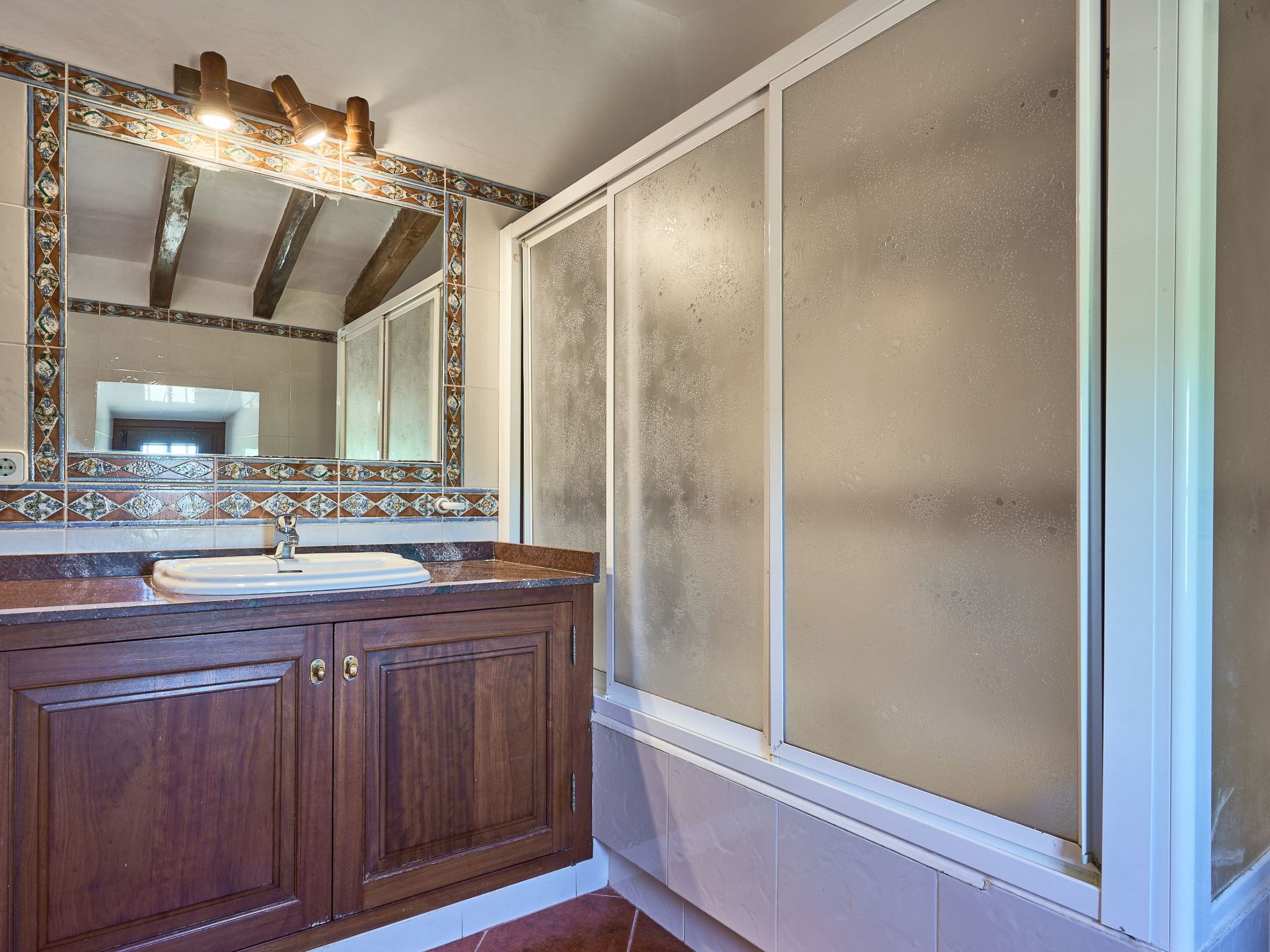 Tanca-Image-tags.info