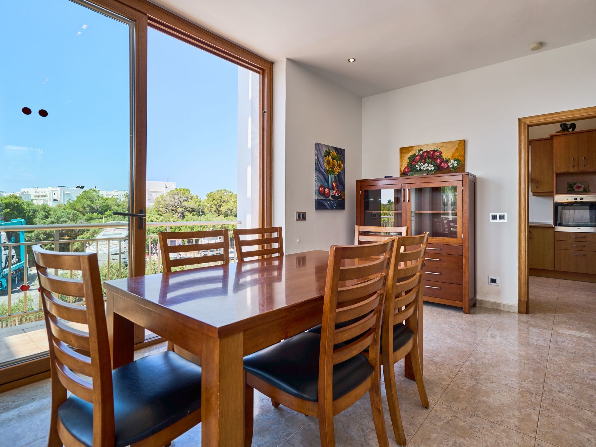 Cala Dia-Image-tags.info