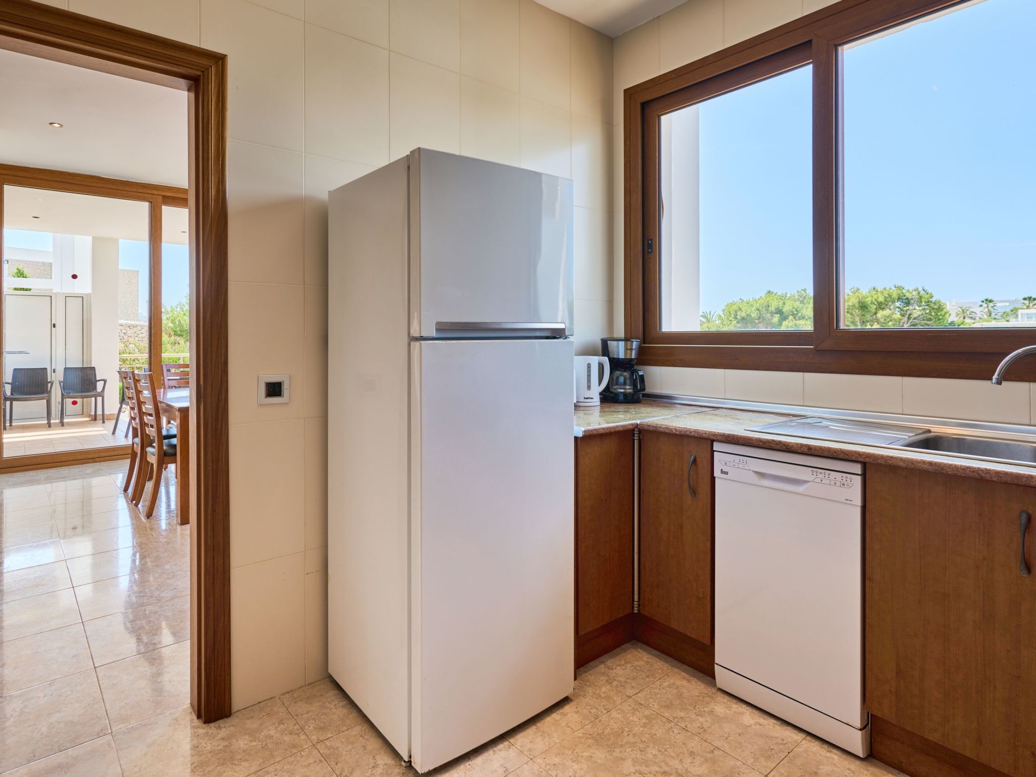 Cala Dia-Image-tags.info