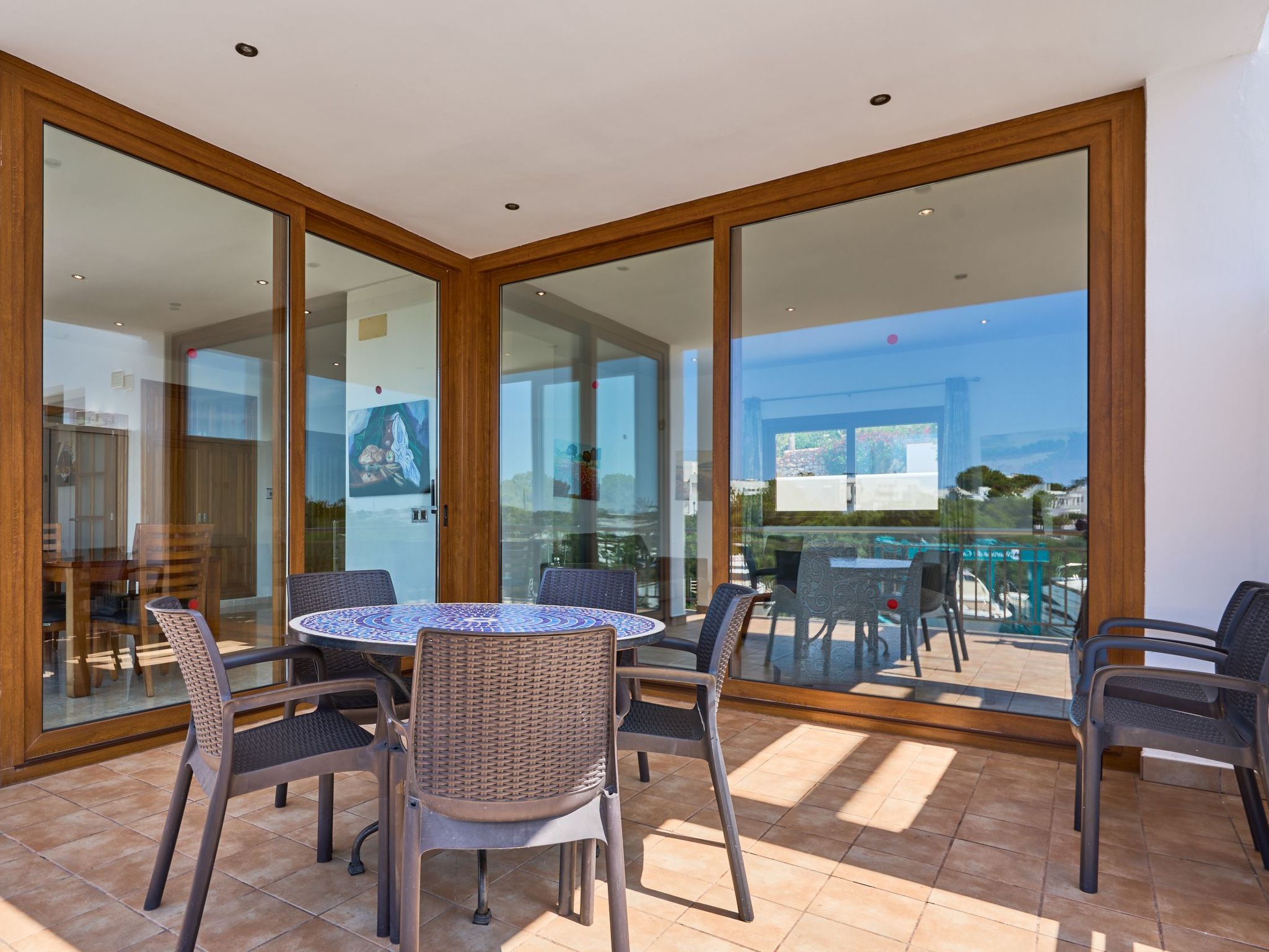 Cala Dia-Image-tags.info