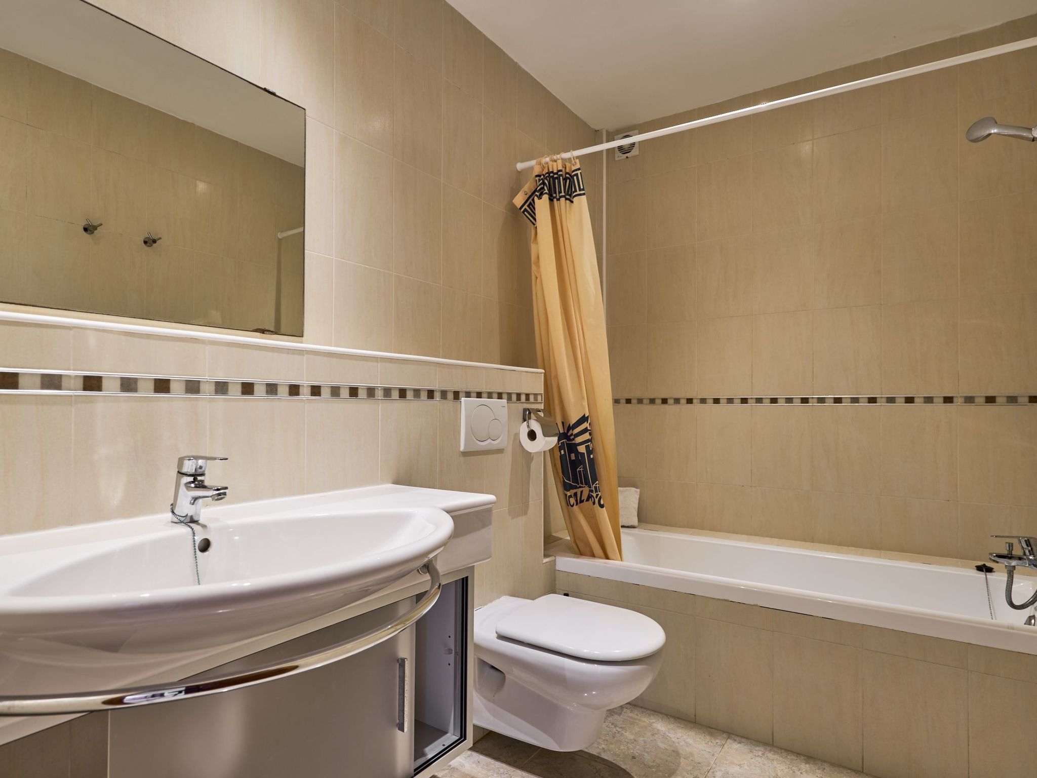 Cala Dia-Image-tags.info