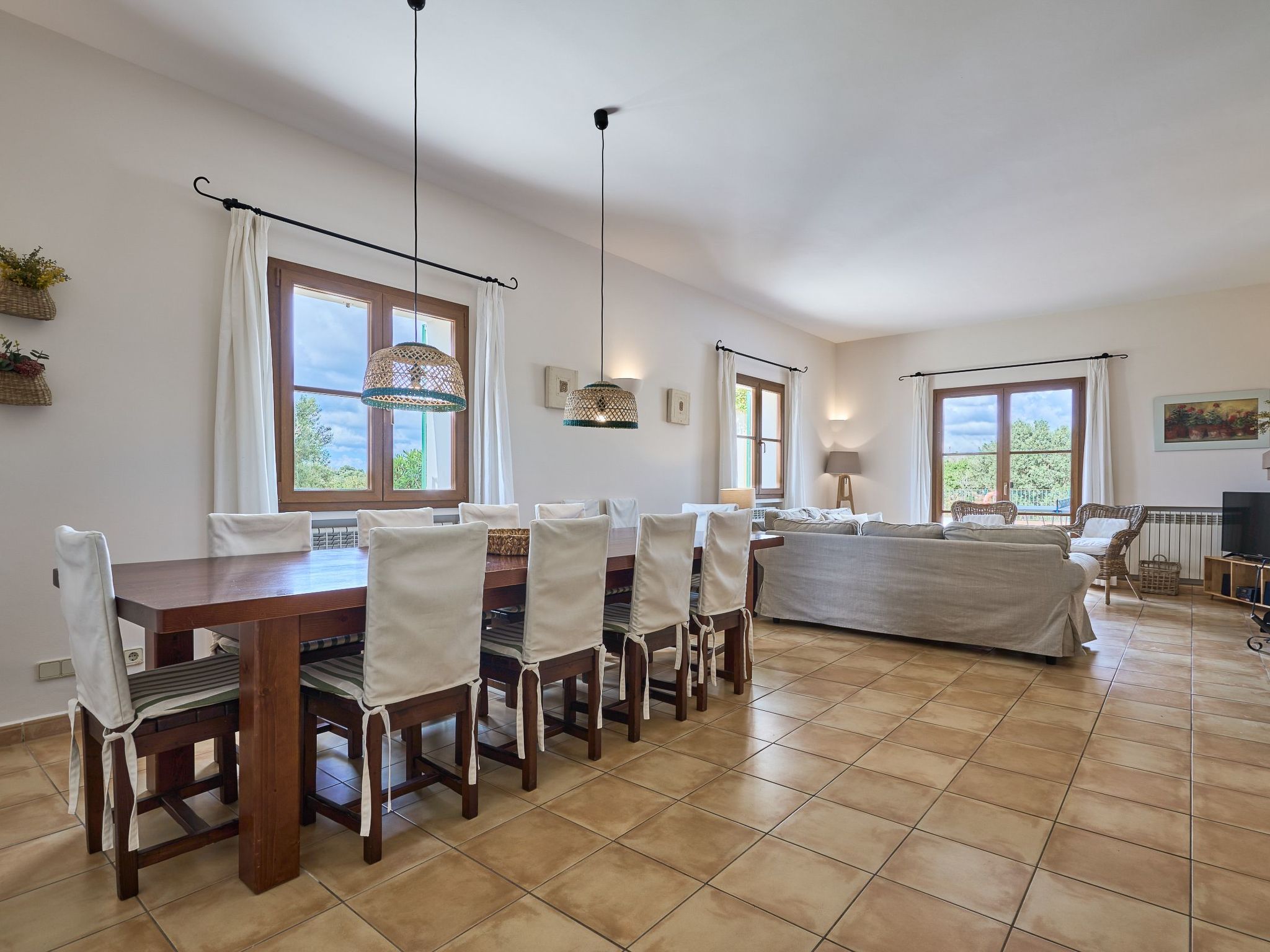 Fandango-Image-tags.info