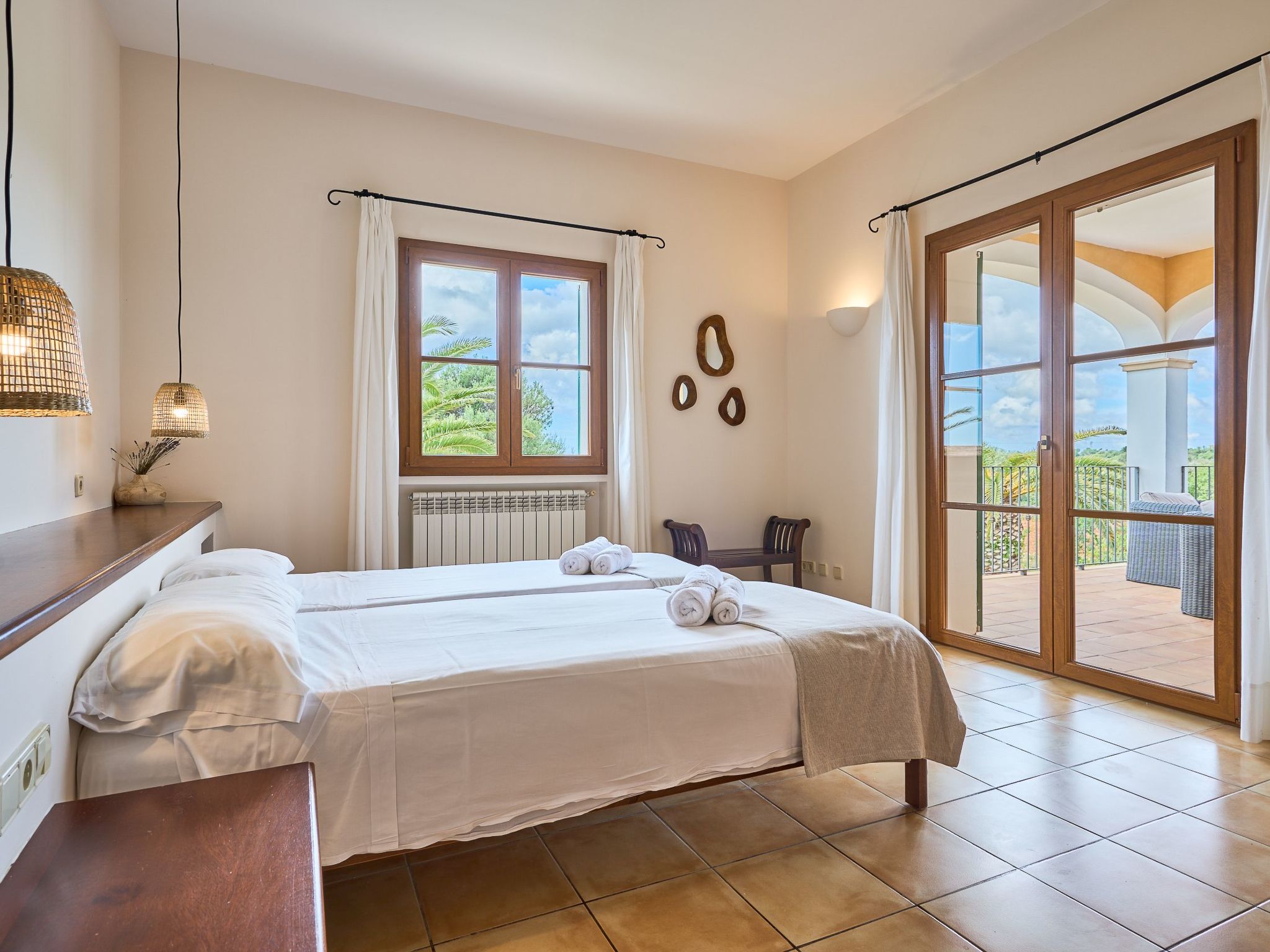 Fandango-Image-tags.info