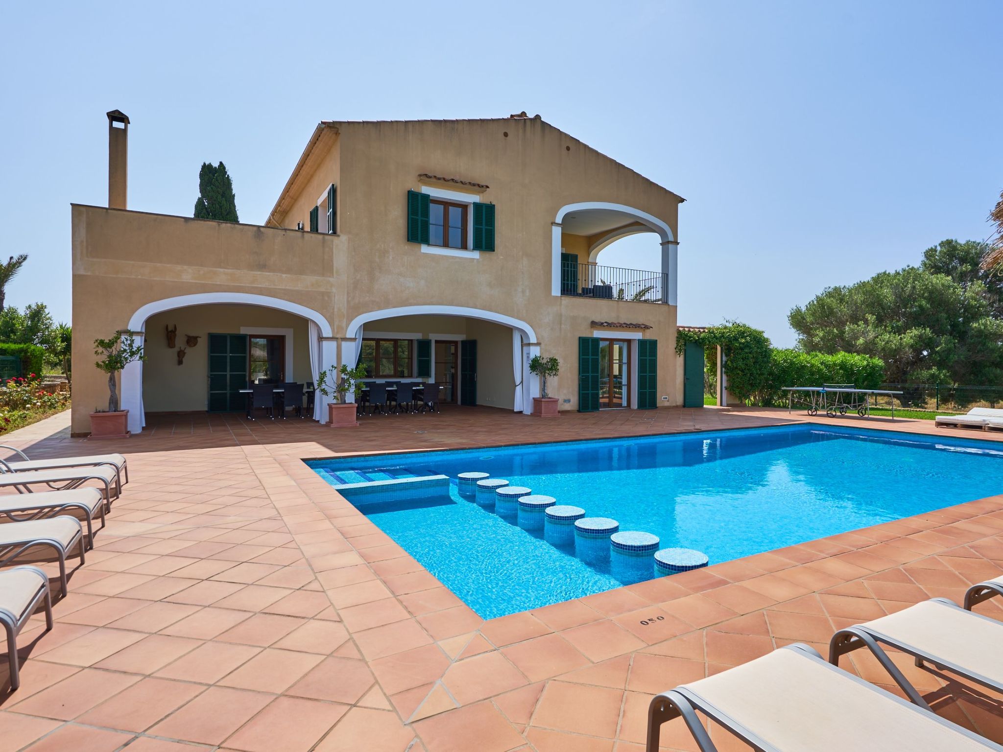 Fandango-Image-tags.info