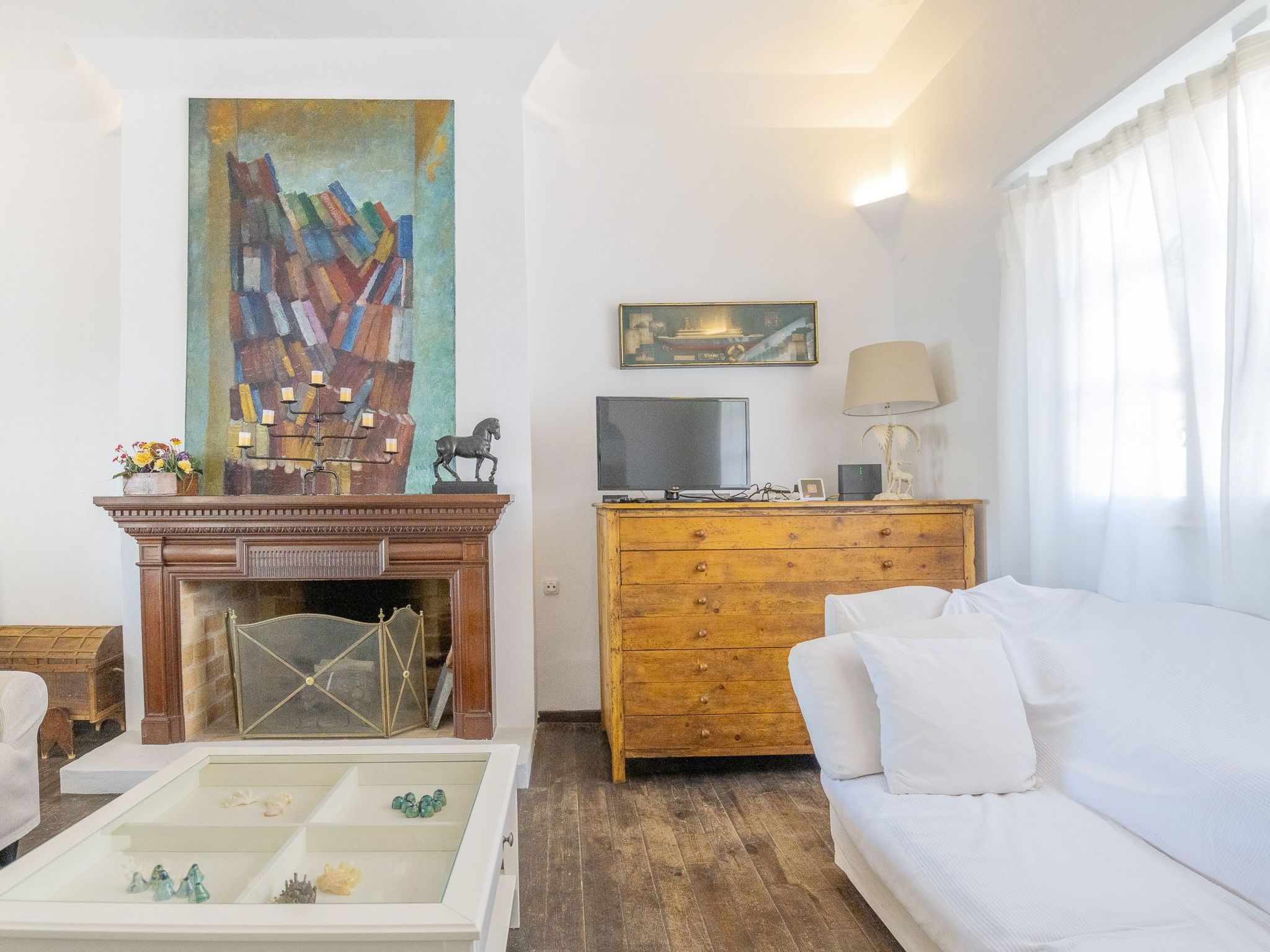 Almar-Image-tags.info