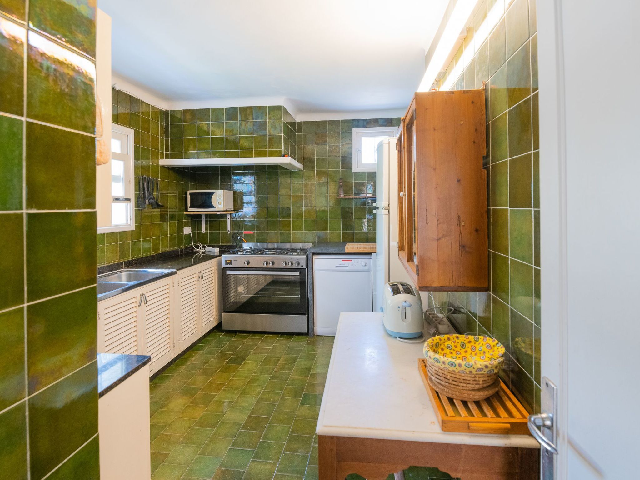 Almar-Image-tags.info