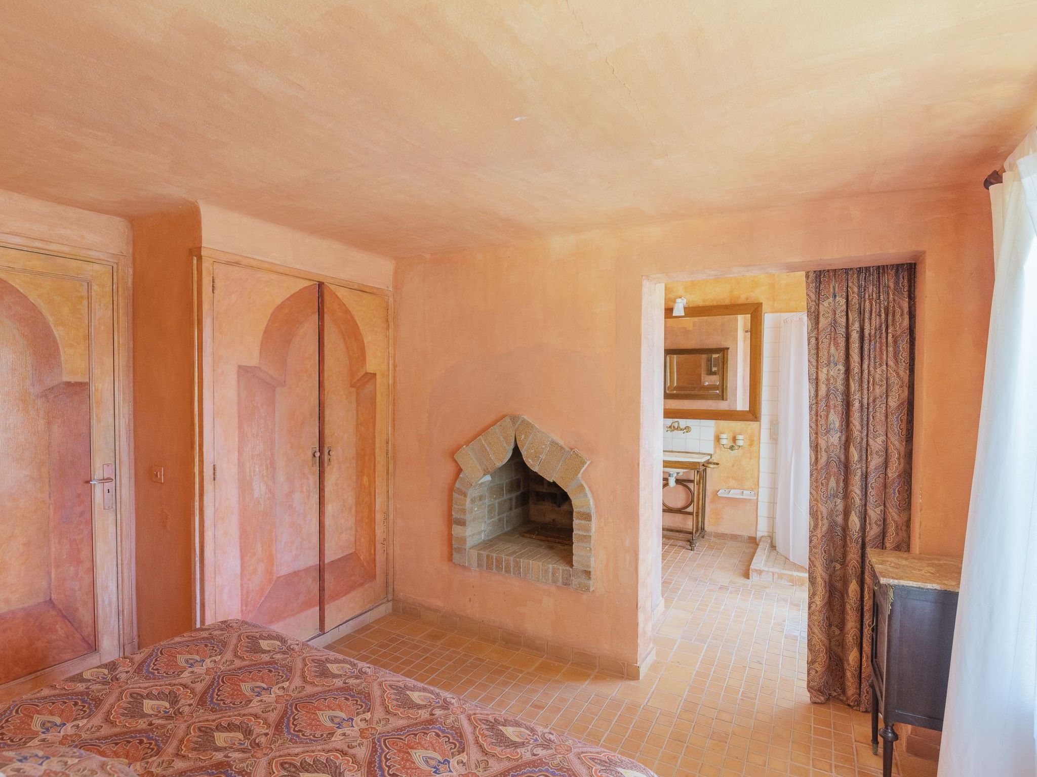 Almar-Image-tags.info