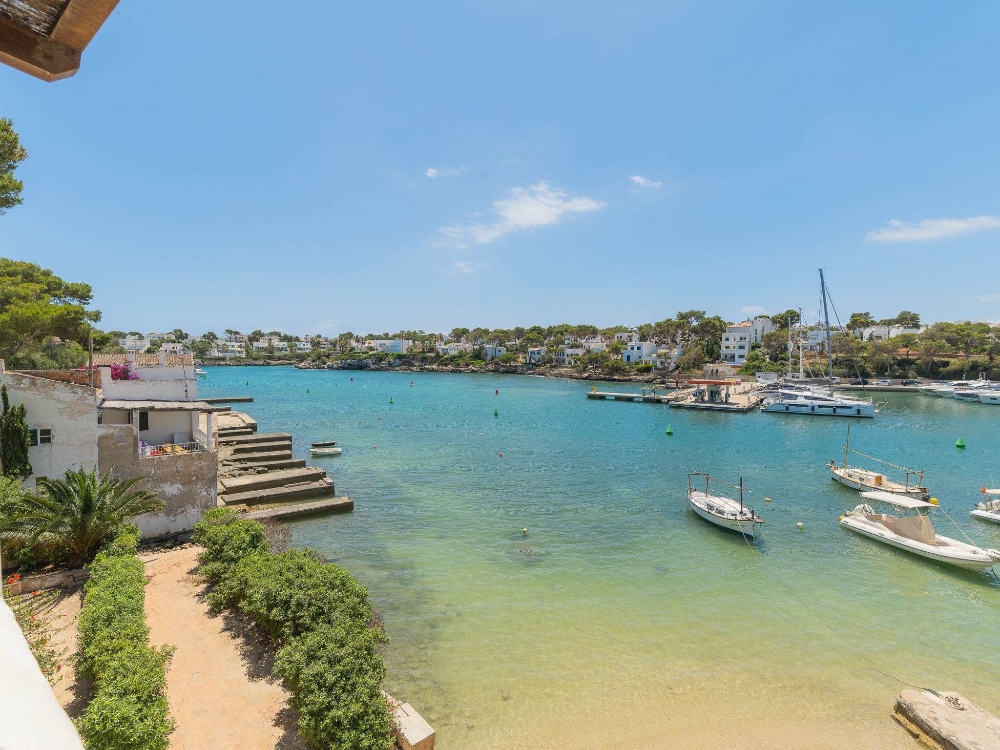 Almar-Image-tags.info