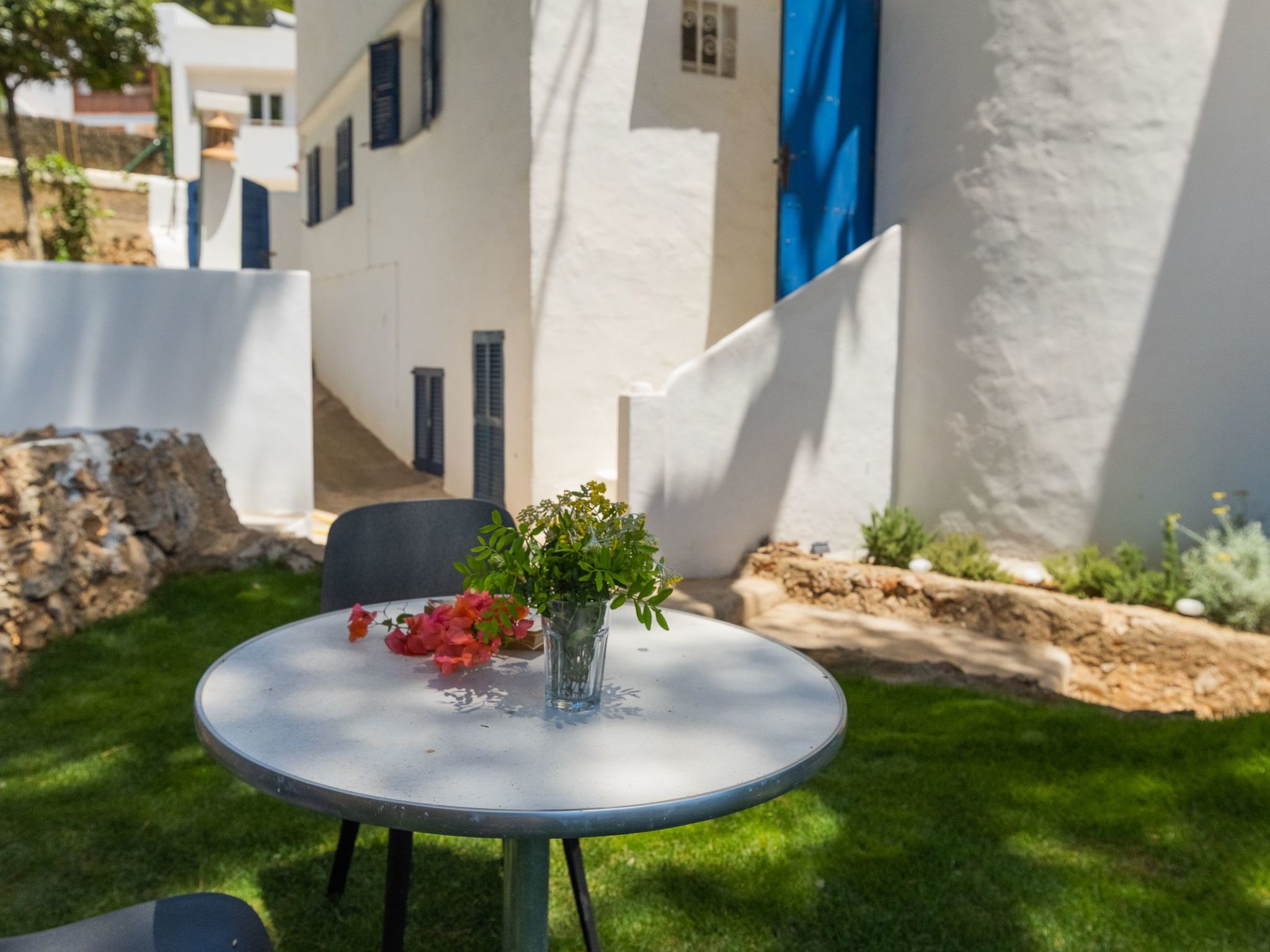 Almar-Image-tags.info