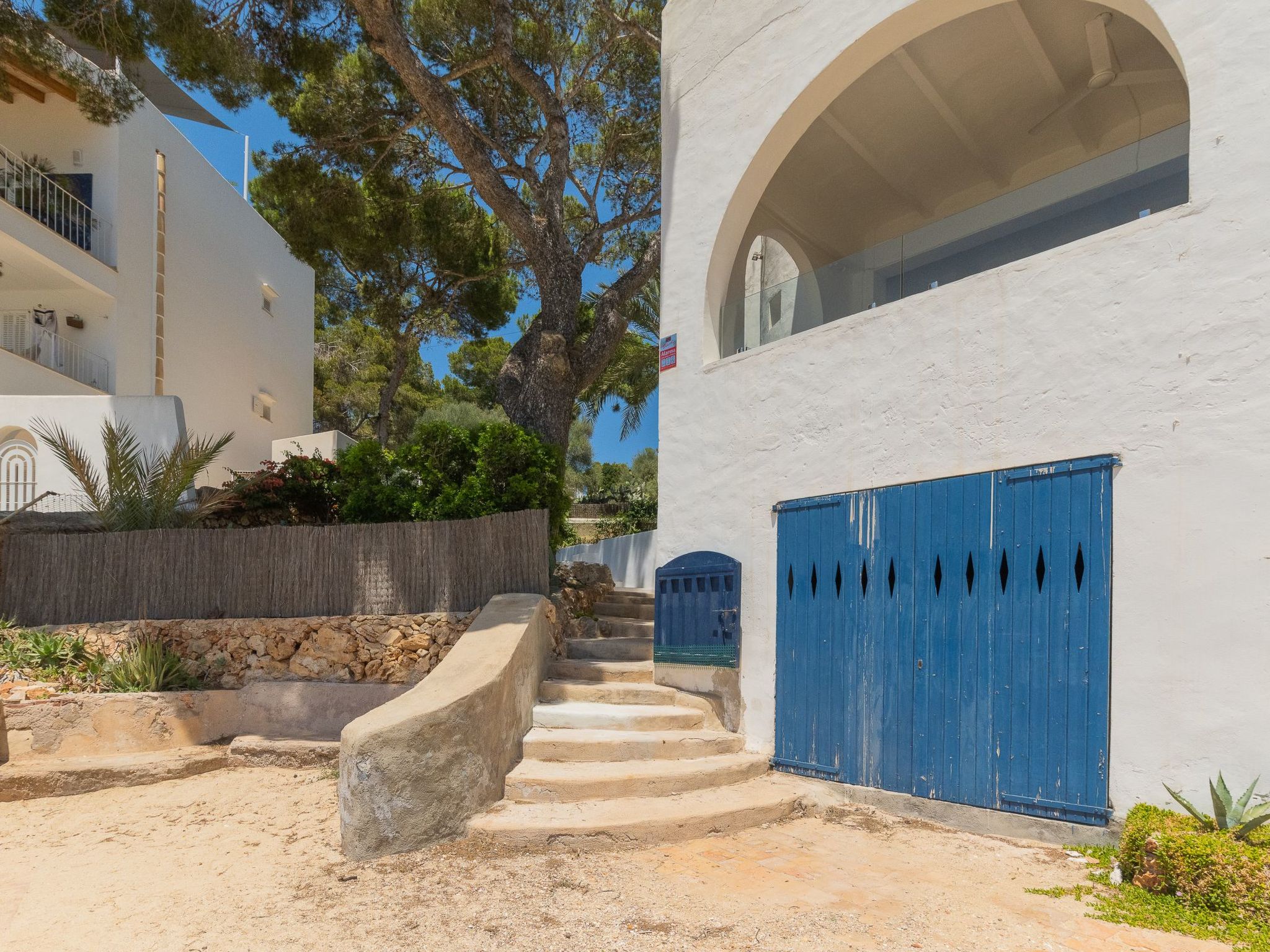 Almar-Image-tags.info