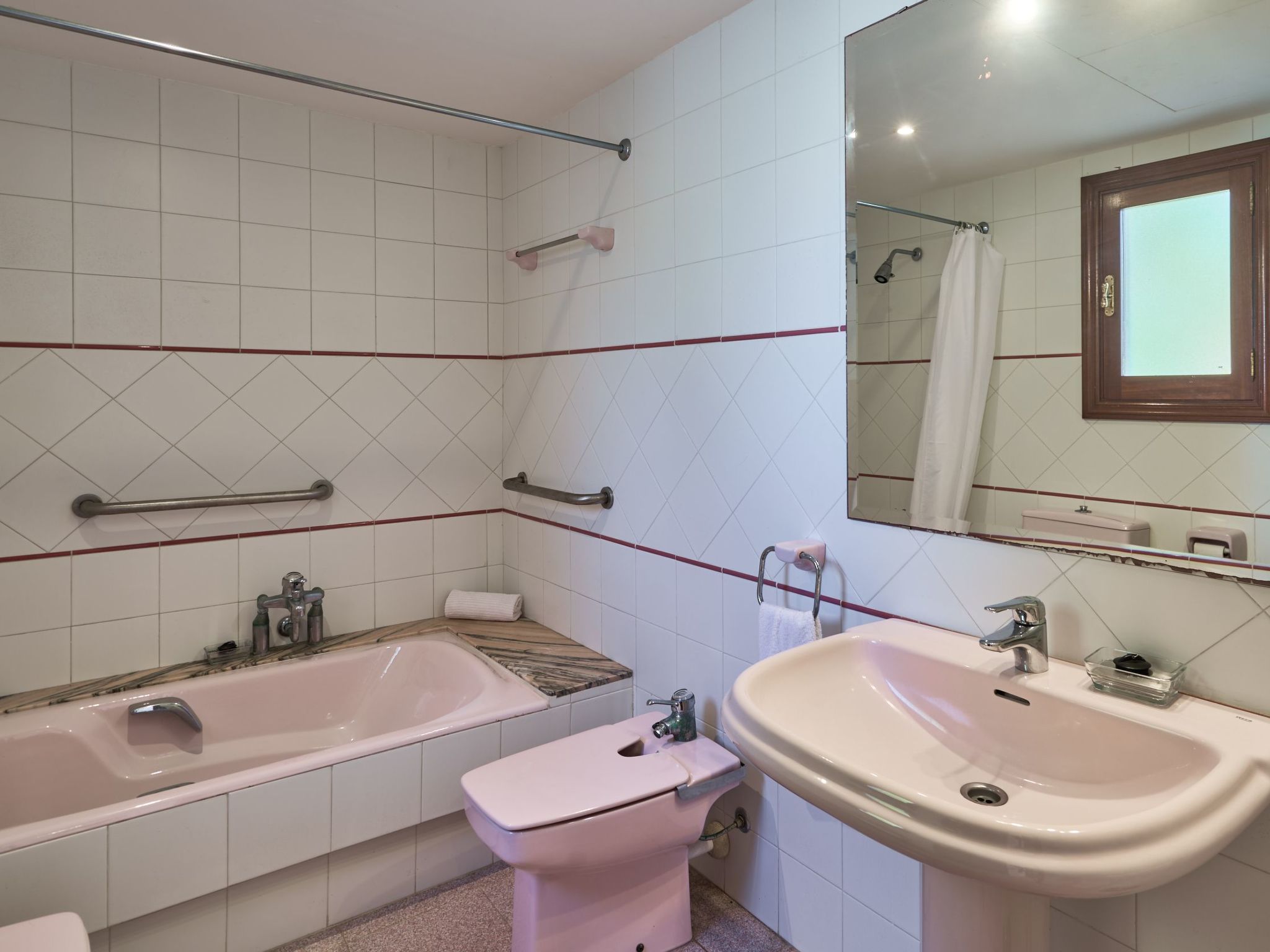 Ramina-Image-tags.info