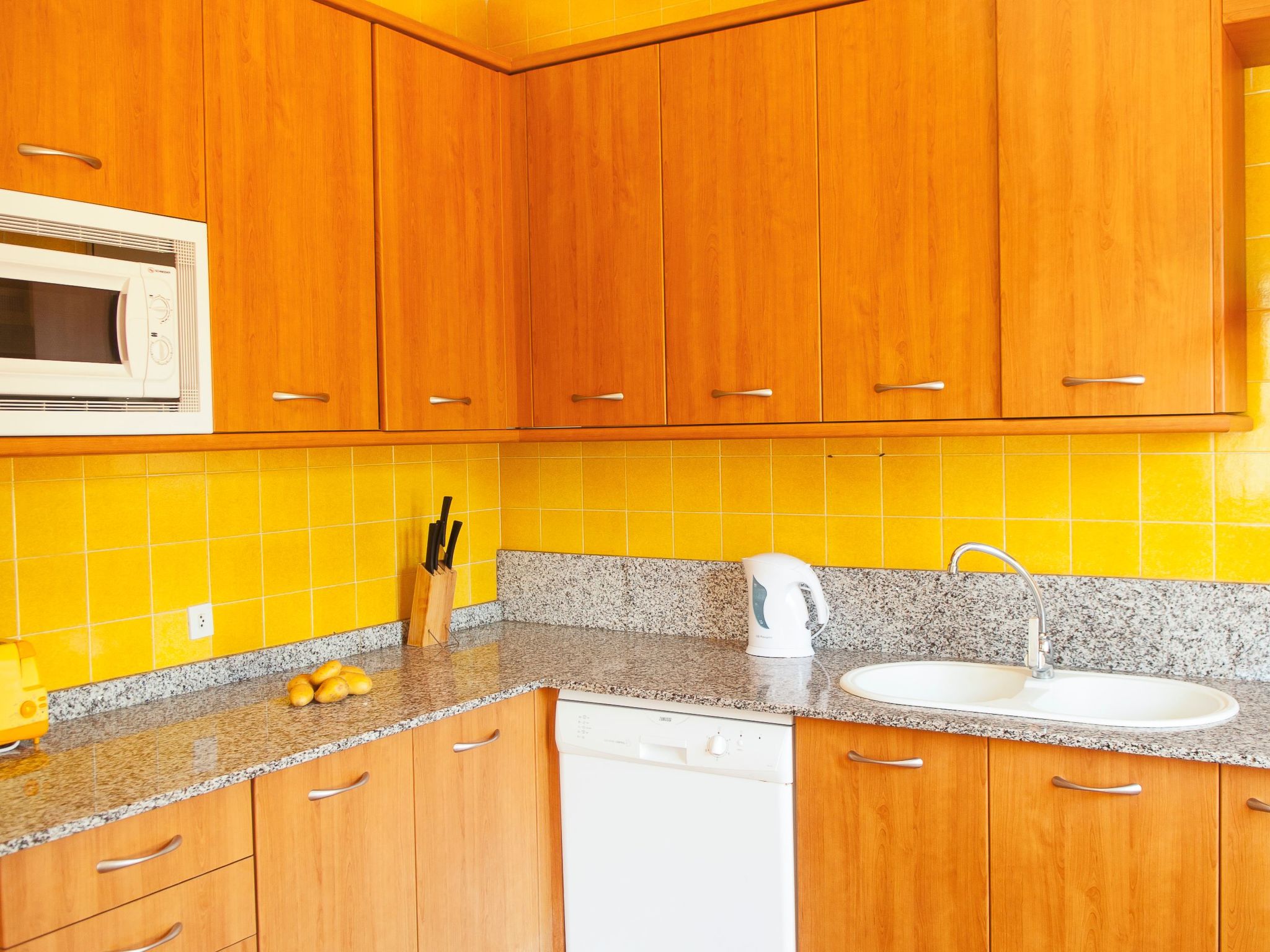 Solana-Image-tags.info