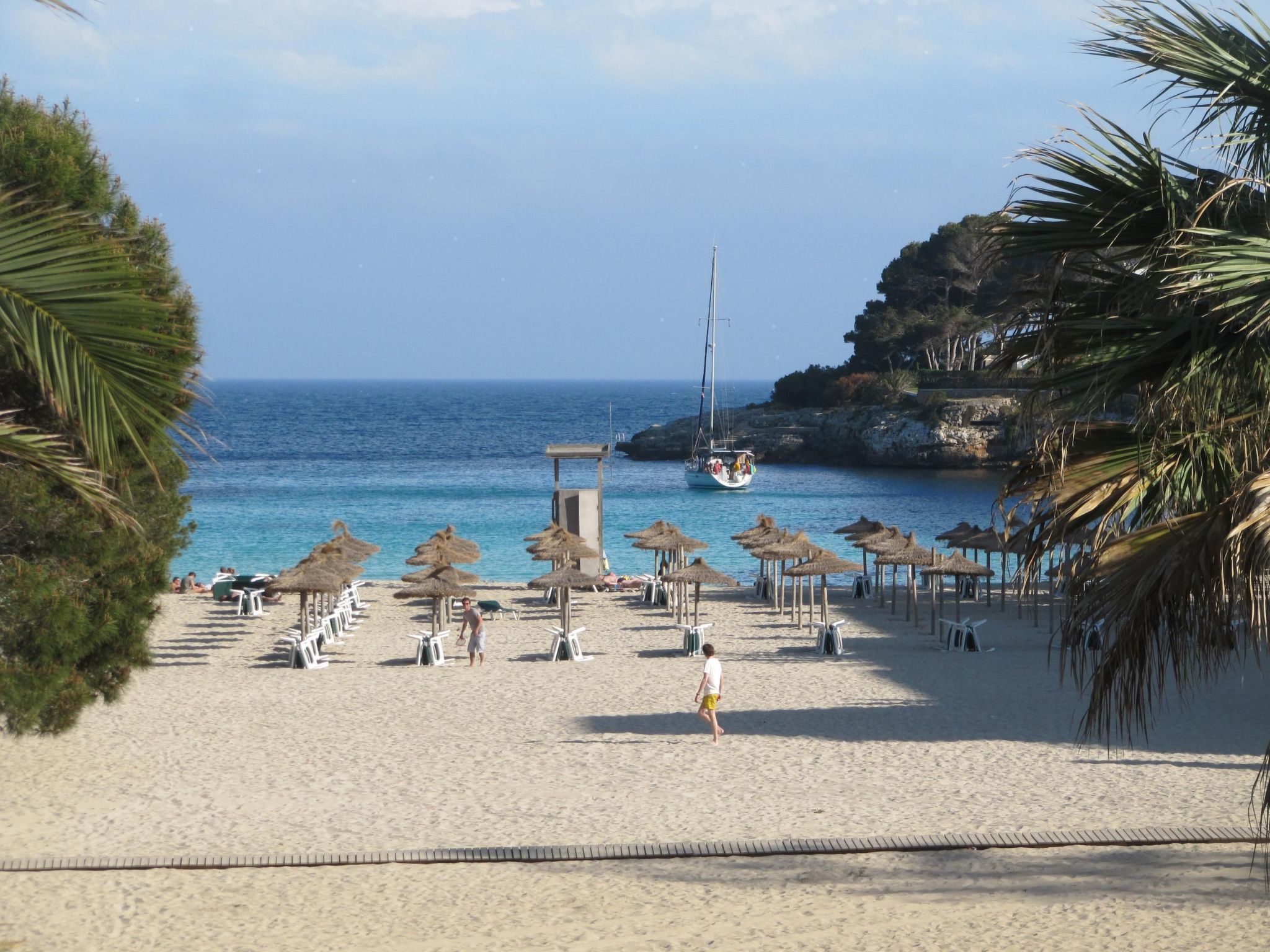 Photo of Wohnung in Cala D'or mit gemeinsamem Pool, Terrasse und Garten