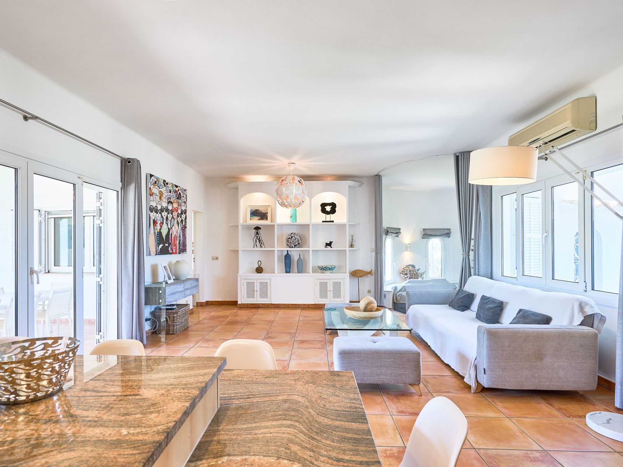 Brusc-Image-tags.info