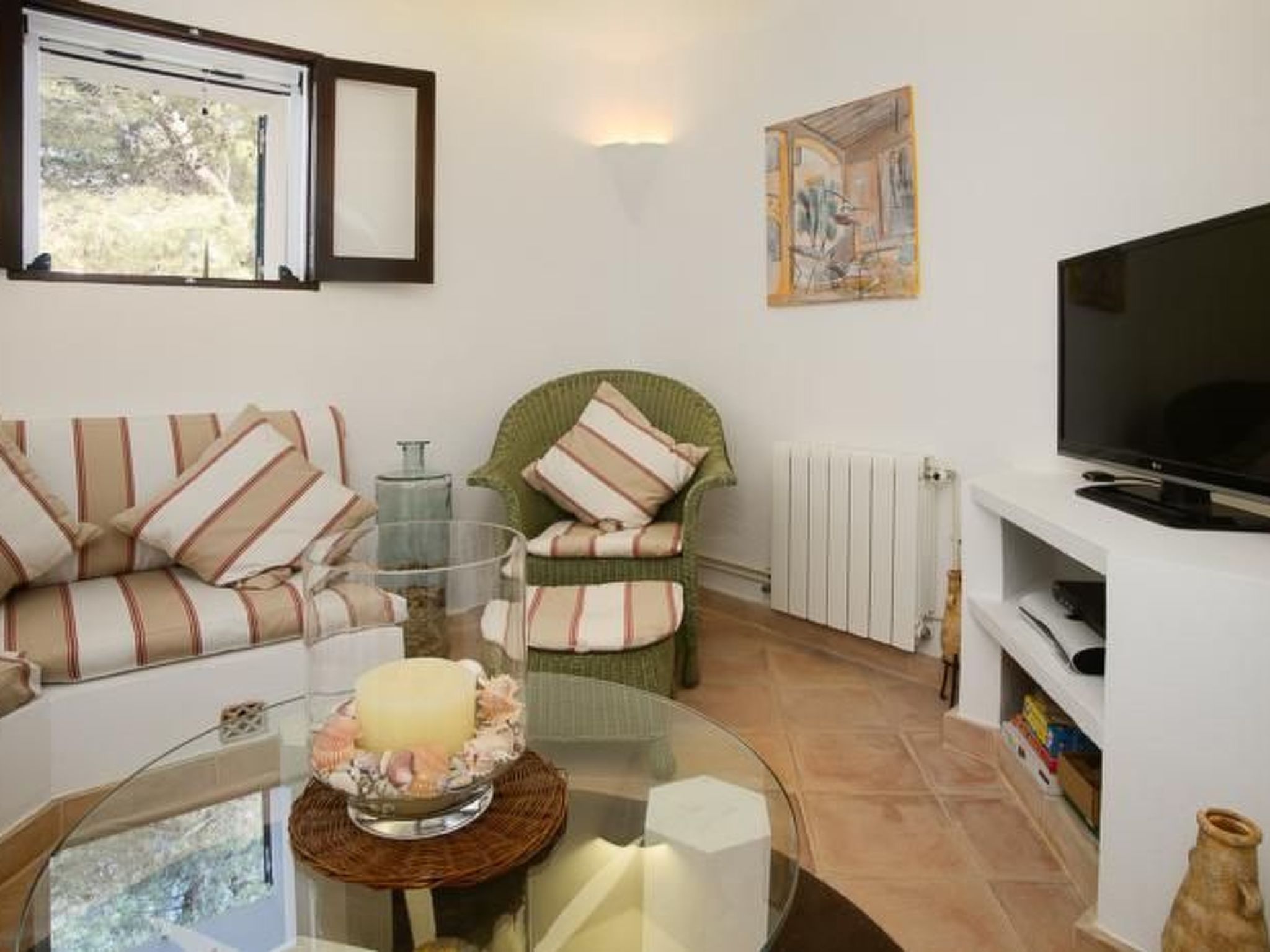 Vallaca-Image-tags.info