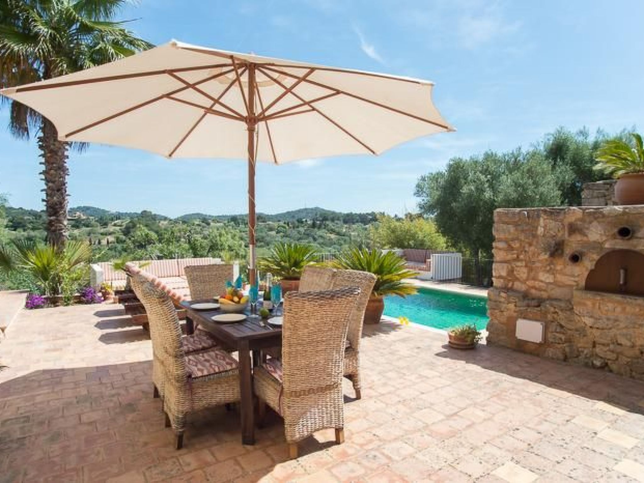 Vallaca-Image-tags.info