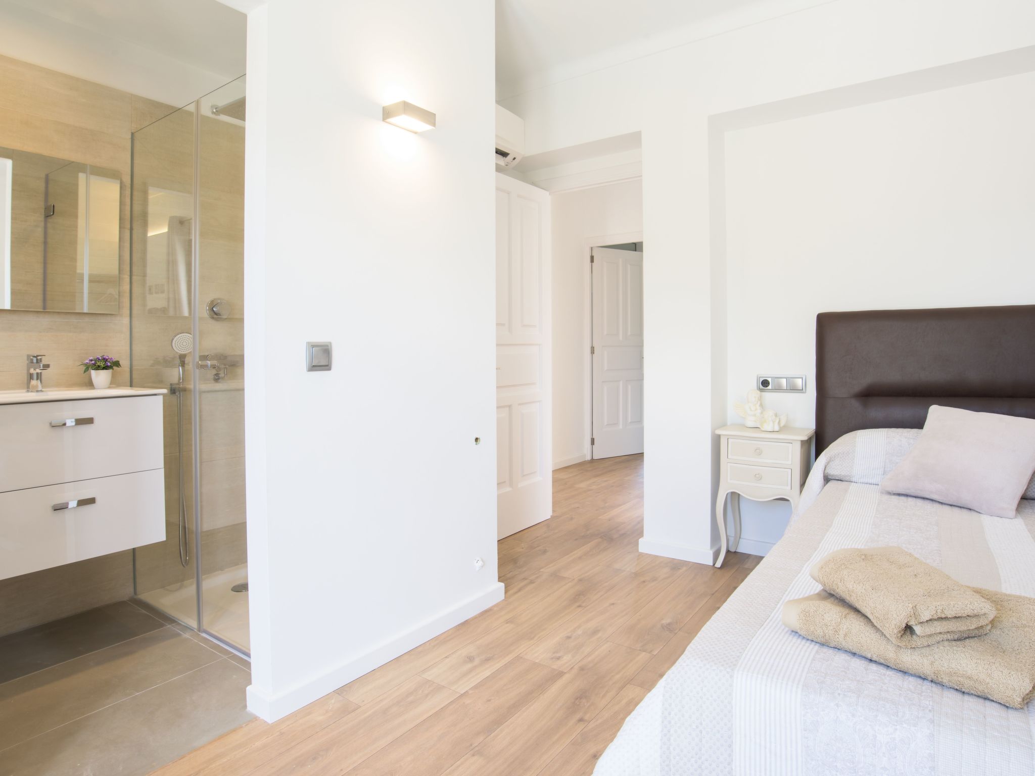 Batlet-Image-tags.info