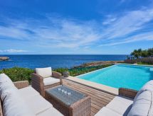 Villa Lago: Vrijstaand aan de Golfbaan met Zeezicht in Cala d'Or - thumbnail 1