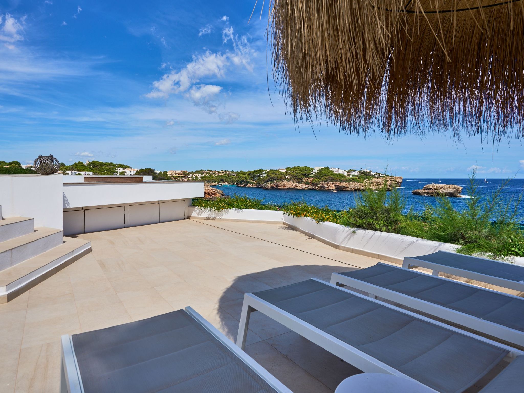 Lago-Image-tags.info