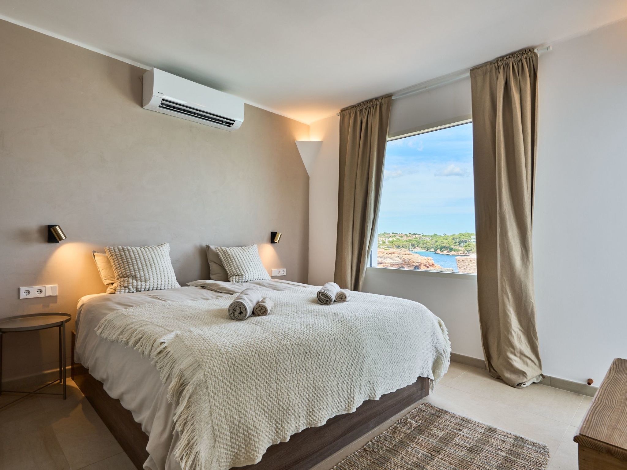 Lago-Image-tags.info