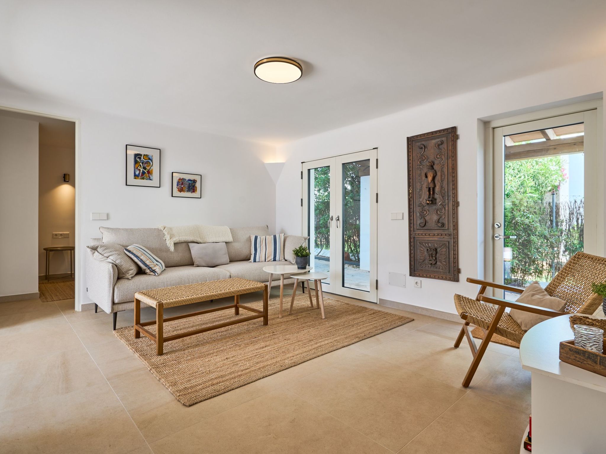 Lago-Image-tags.info