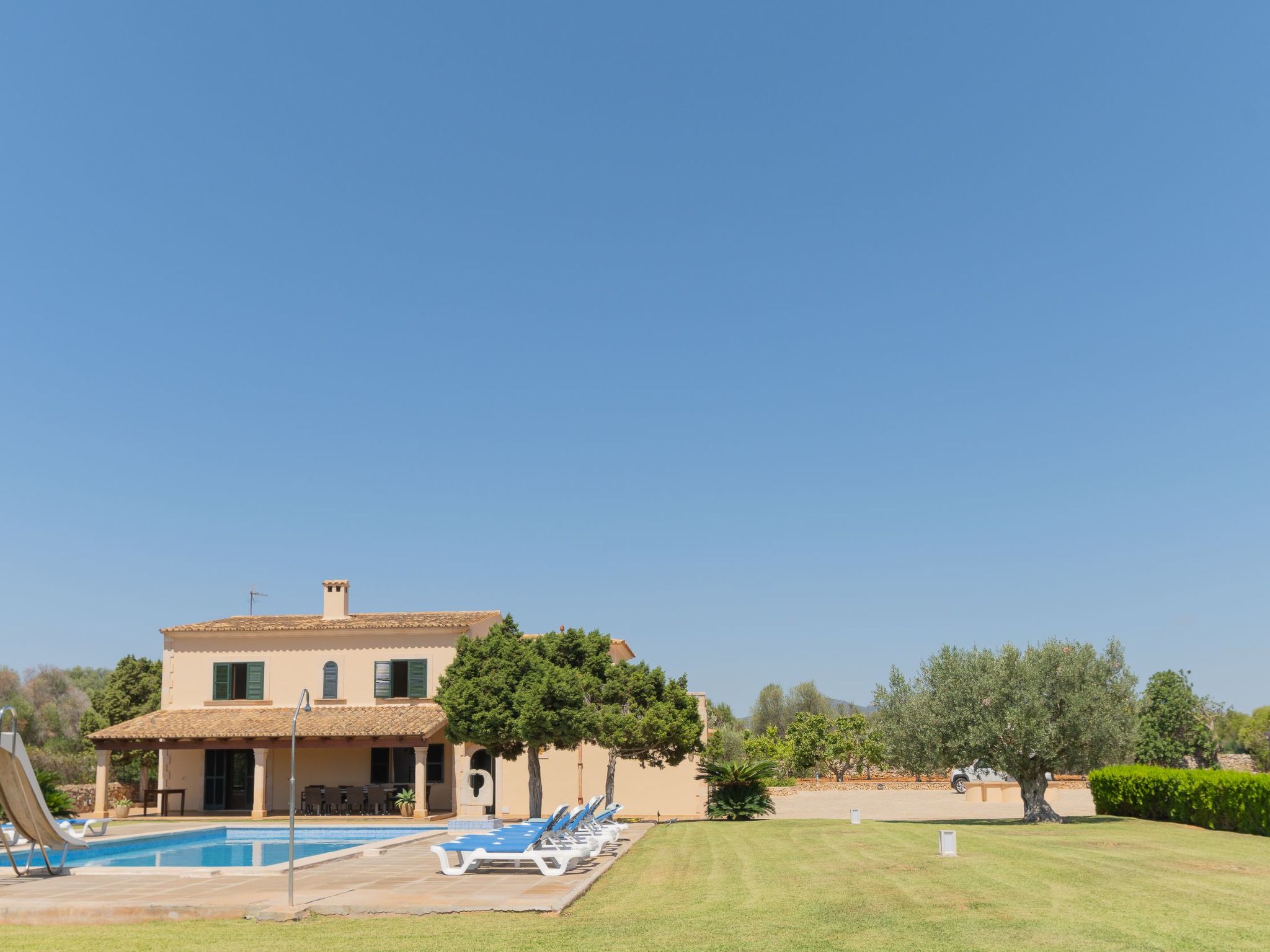 Sivina Sanau-Image-tags.info