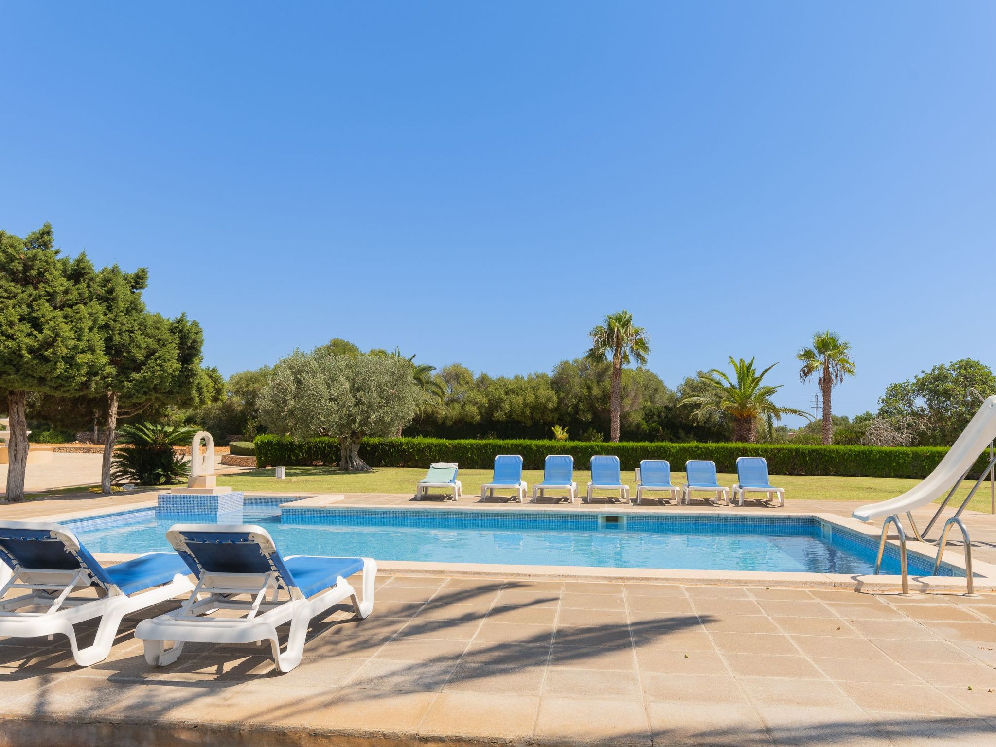 Sivina Sanau-Image-tags.info