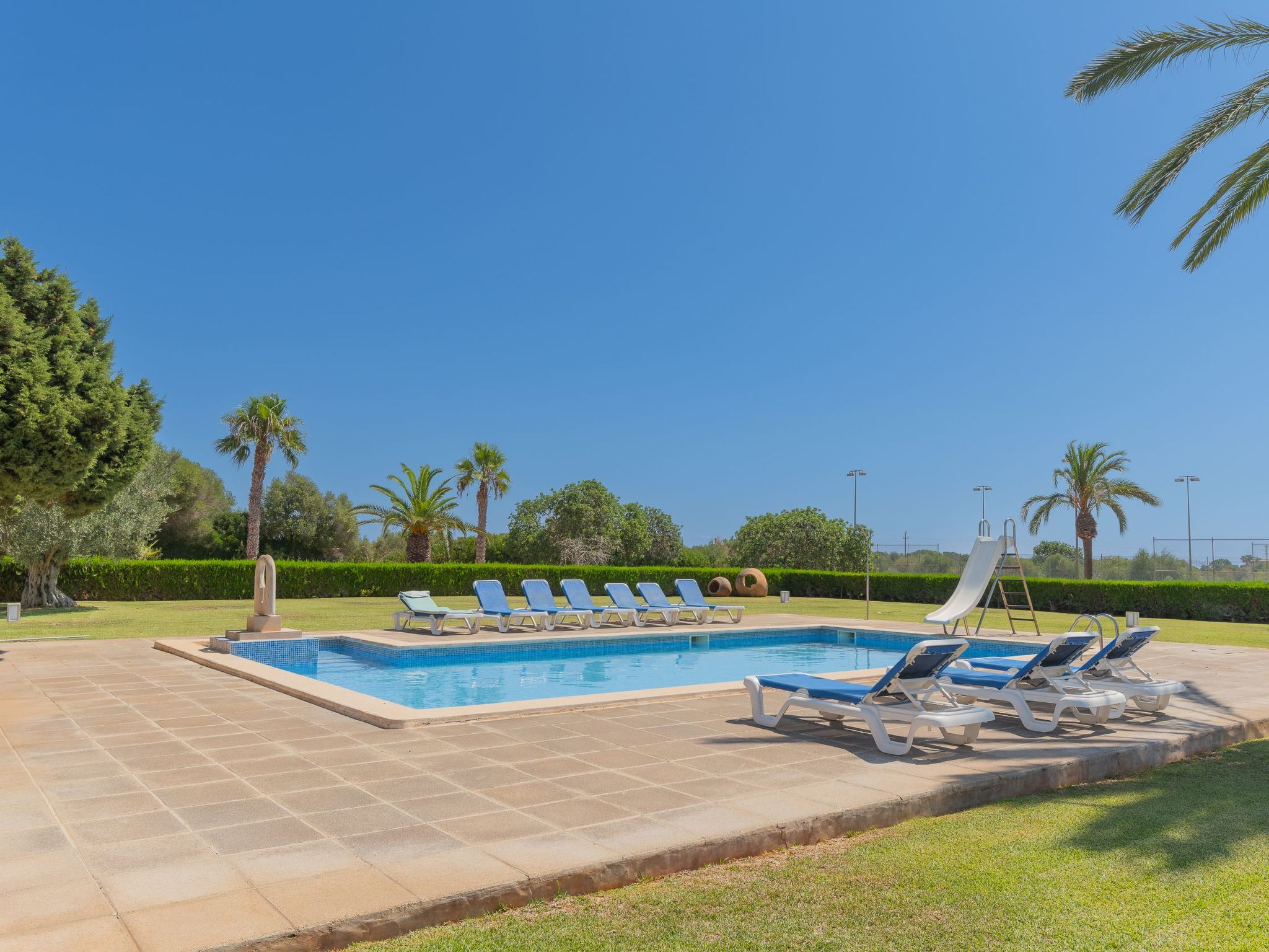 Sivina Sanau-Image-tags.info