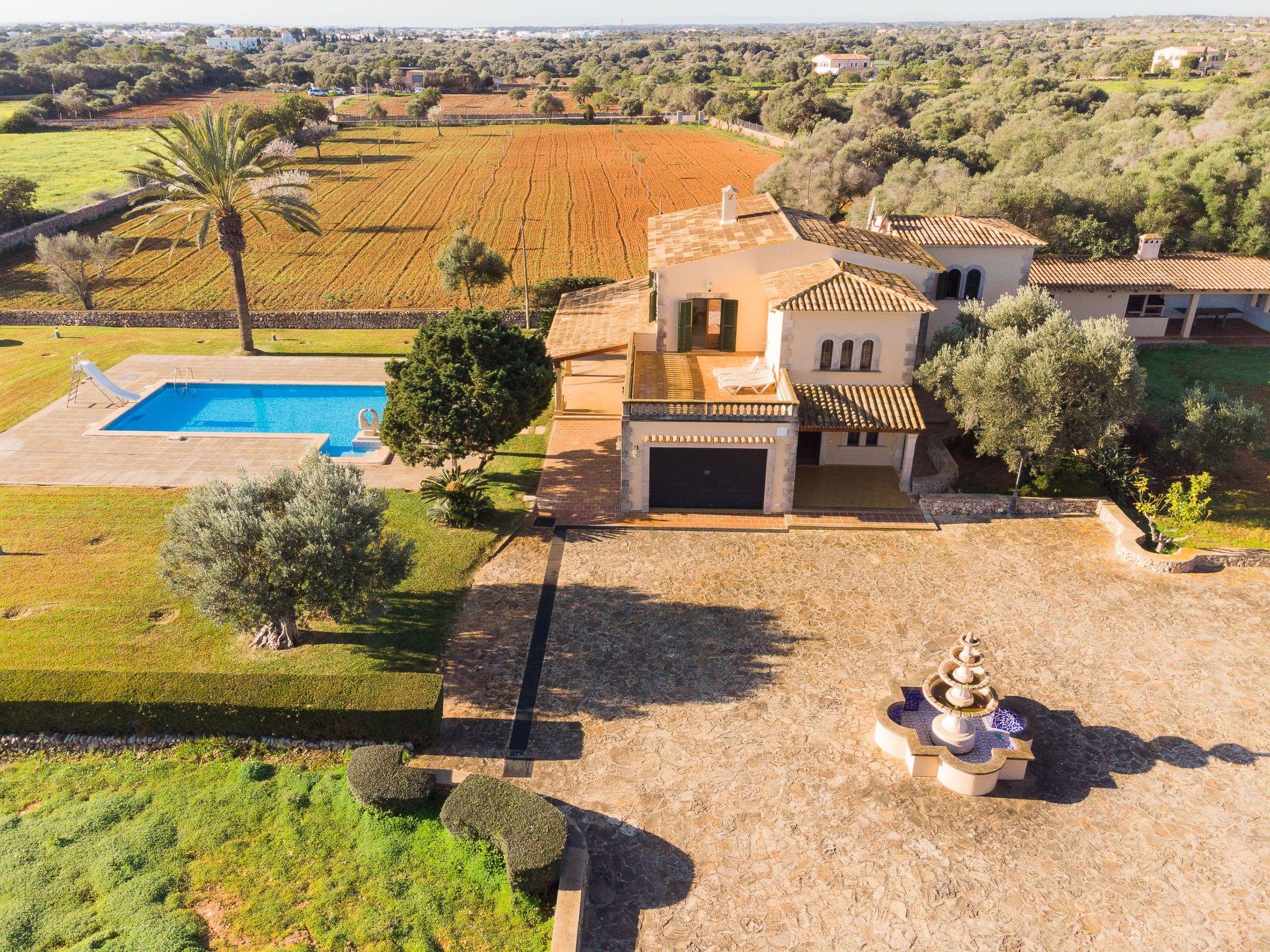 Sivina Sanau-Image-tags.info